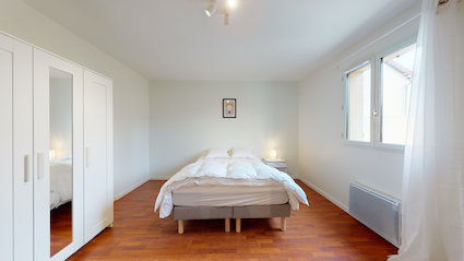  Room 7  -  Romainville Pasteur  - Gallery -  1