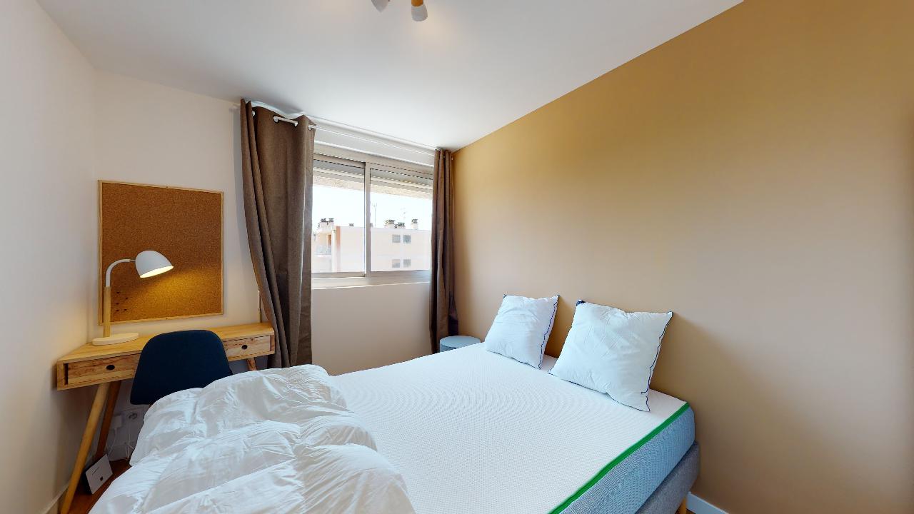 Room 1 - 1