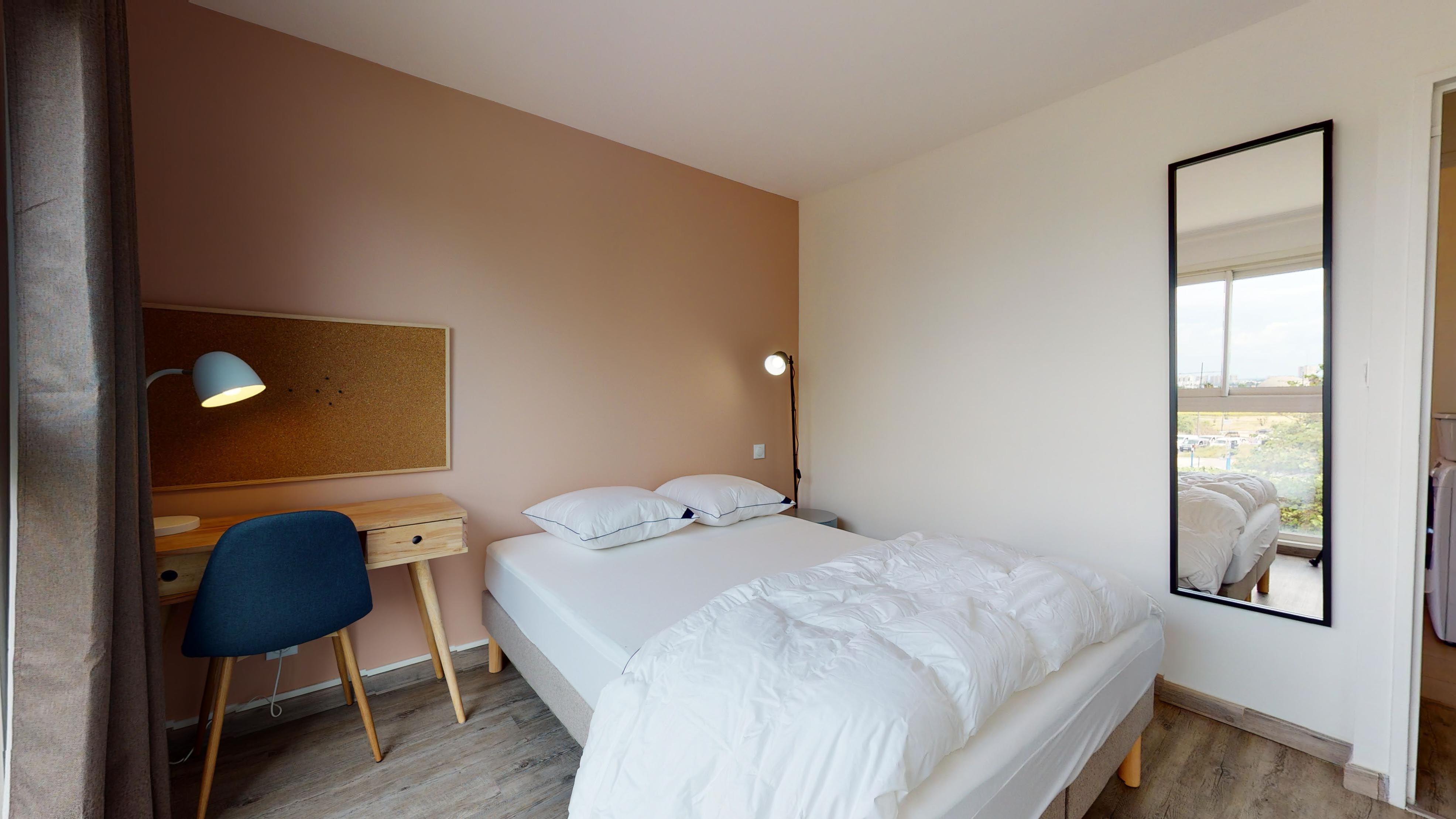  Room 2  -  Montpellier Alco  - Gallery -  2