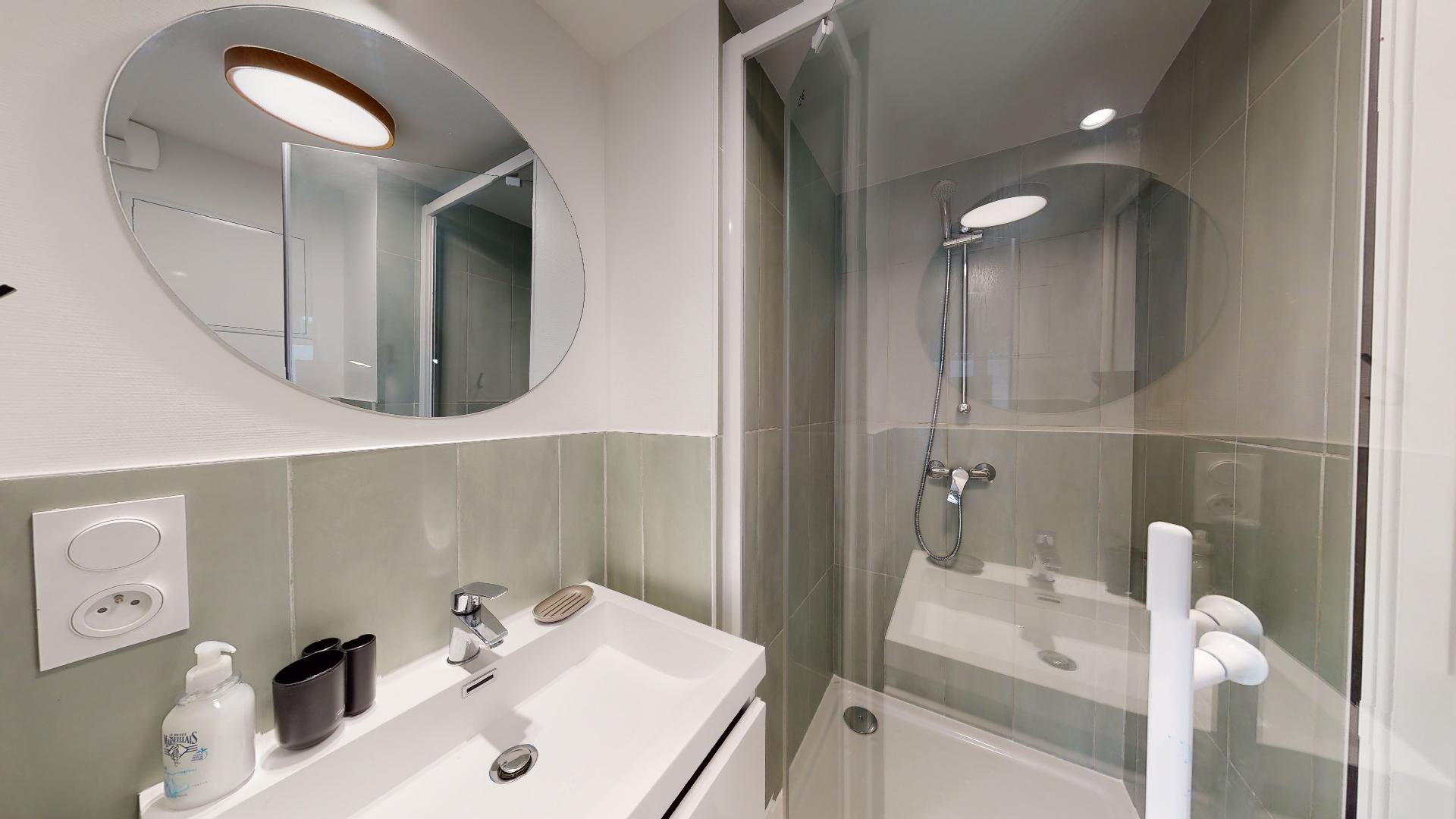 Studio For One Person - 4 - Mousse - Gallery - 4