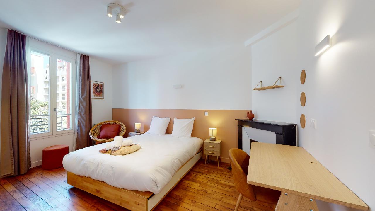 Room For Two People - 4 - Dahlia - Gallery - 1