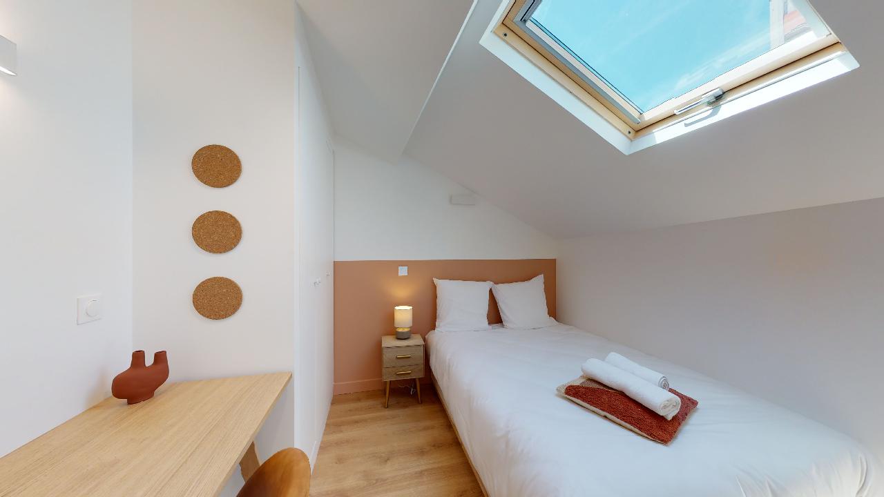 Room For One Person - 7 - Dahlia - Gallery - 4