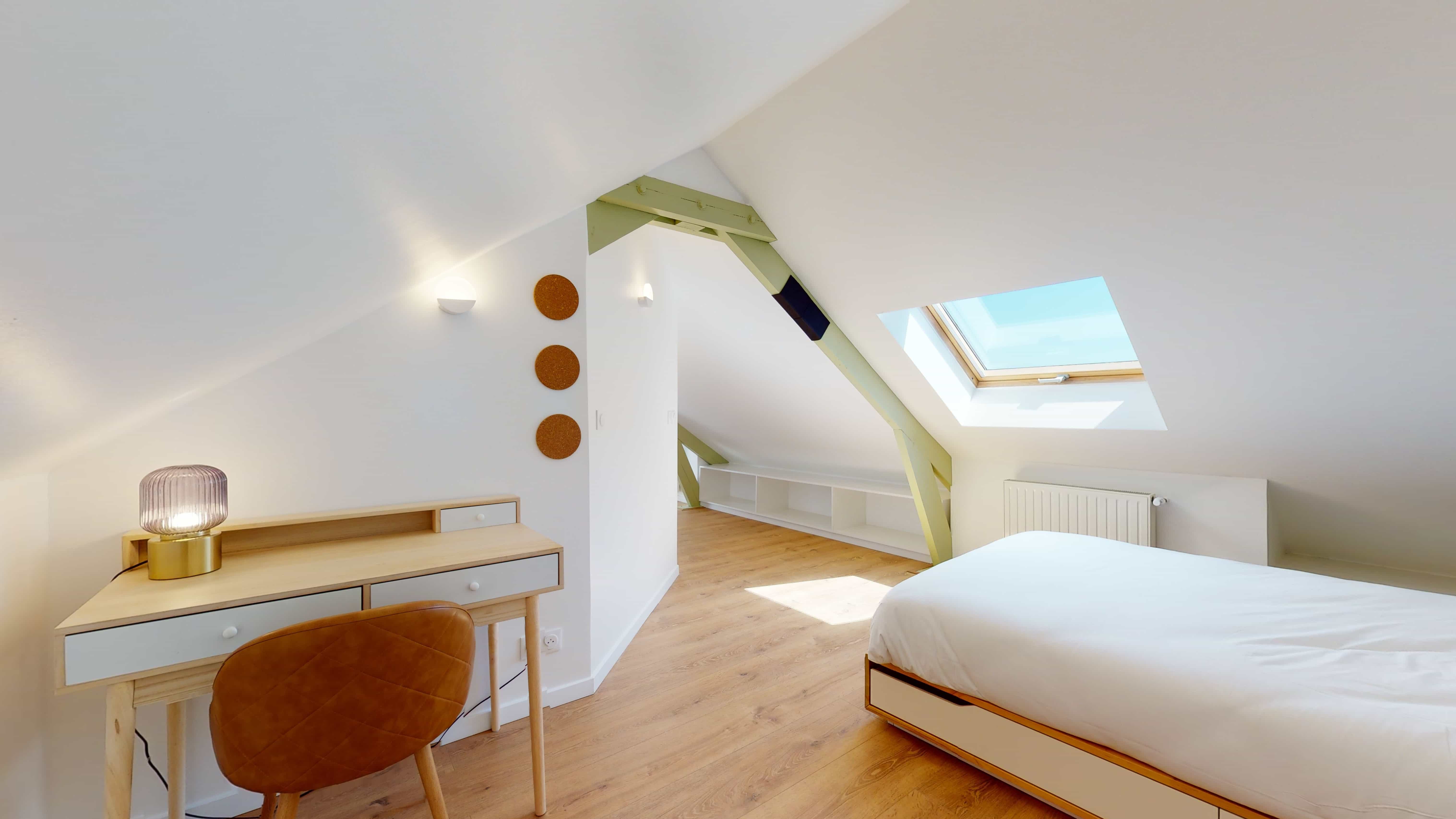 Room For One Person - 7 - Jane - Gallery - 3