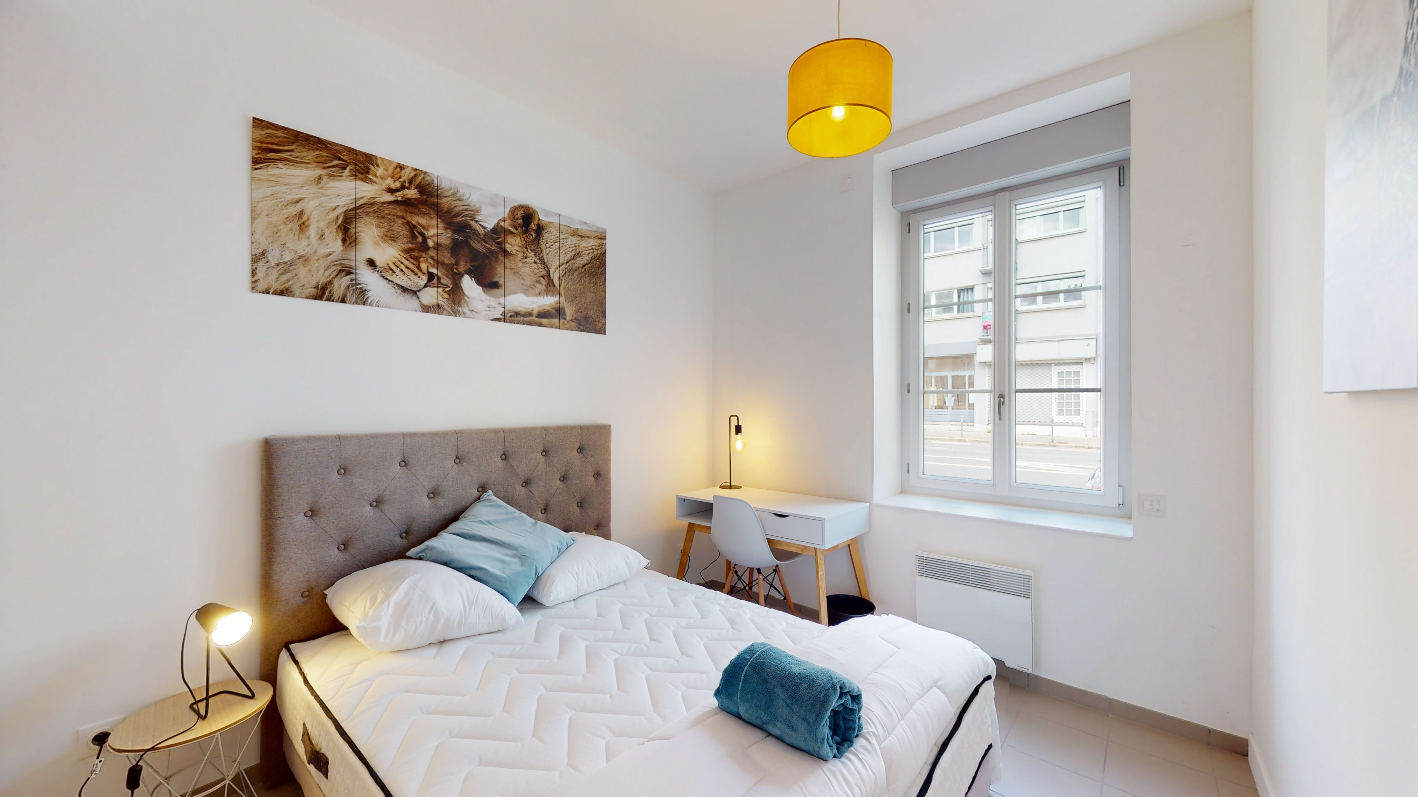 Room For One Person - 6 - Esme - Gallery - 2