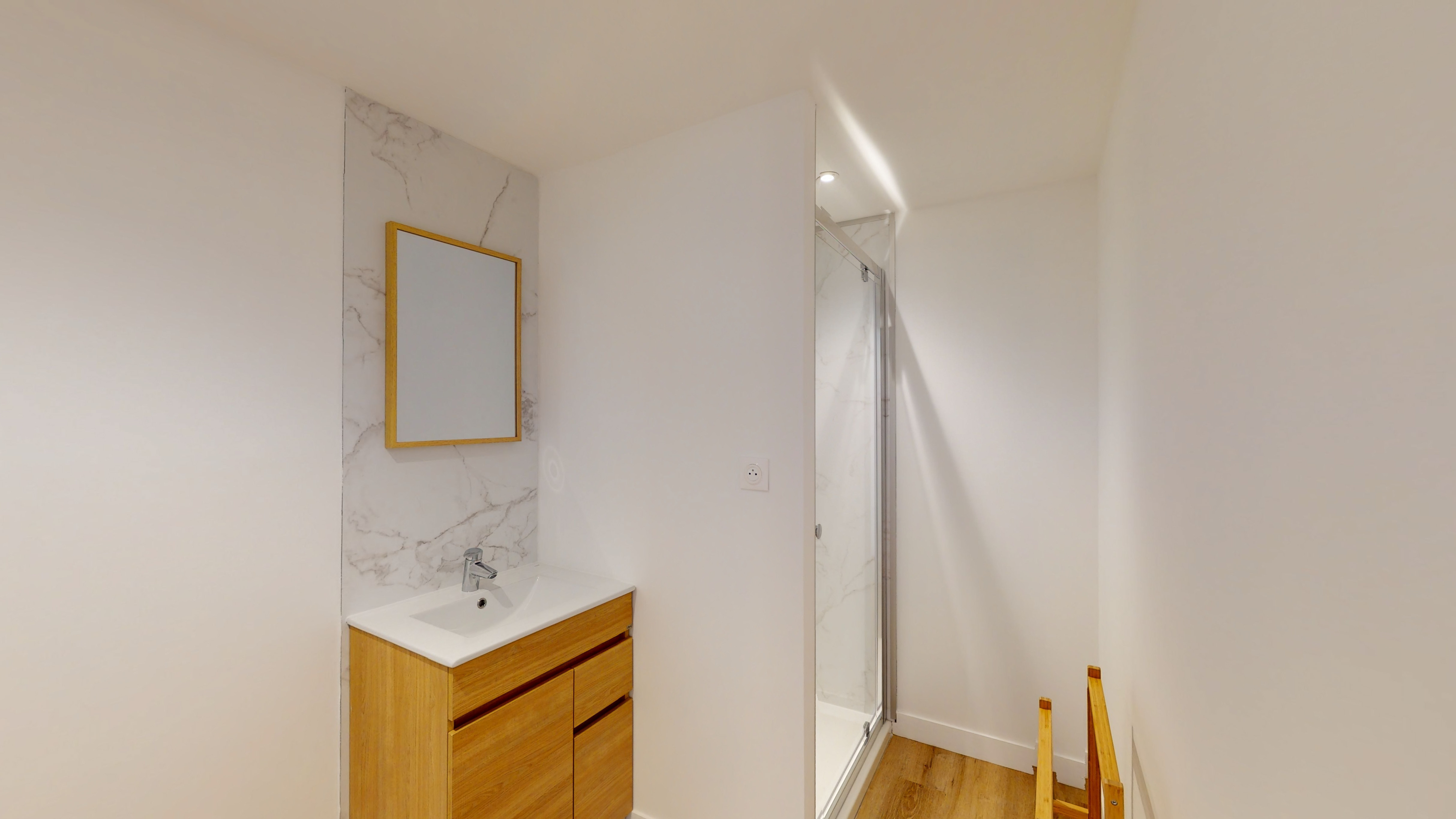 Room For One Person - 7 - Esme - Gallery - 6
