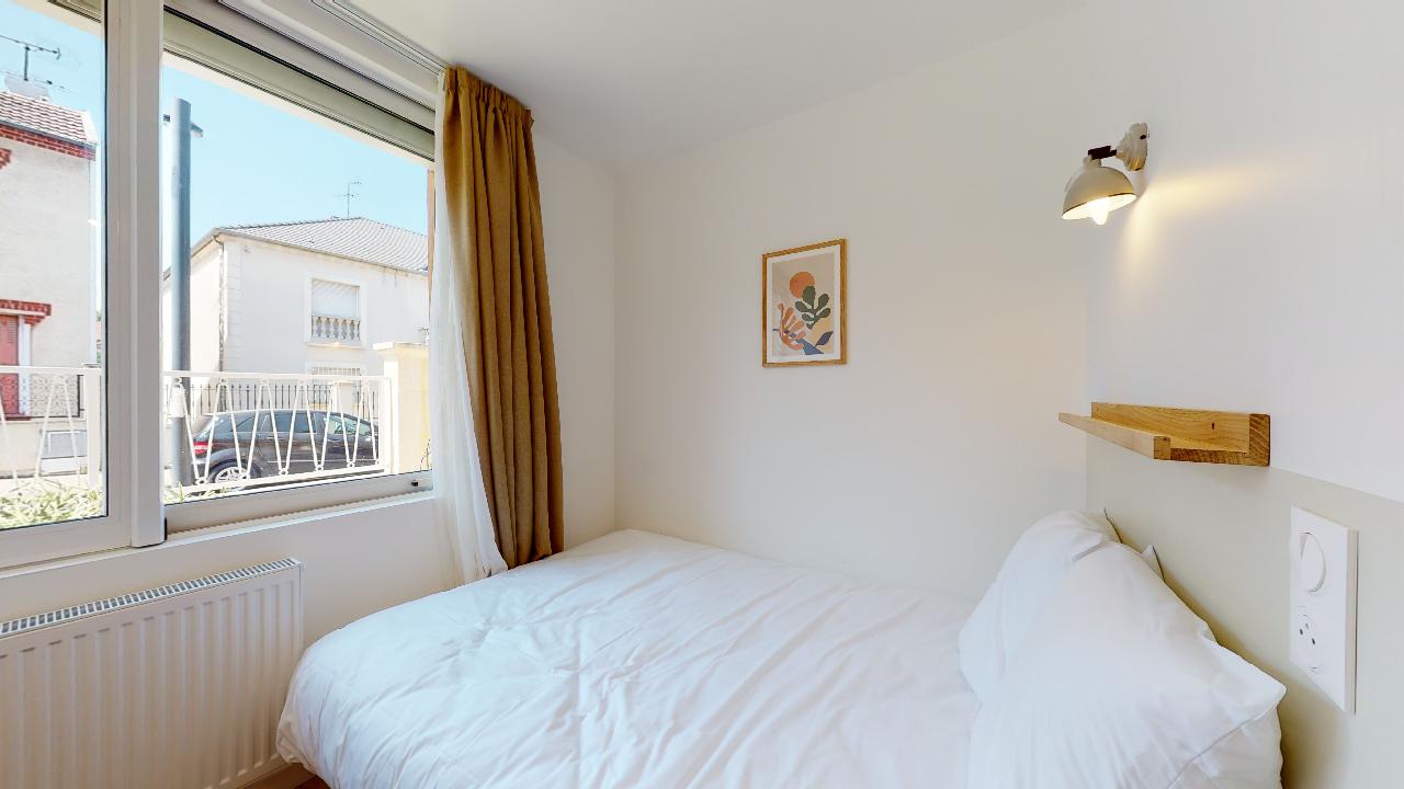 Room For 1 Person - 2 - 1