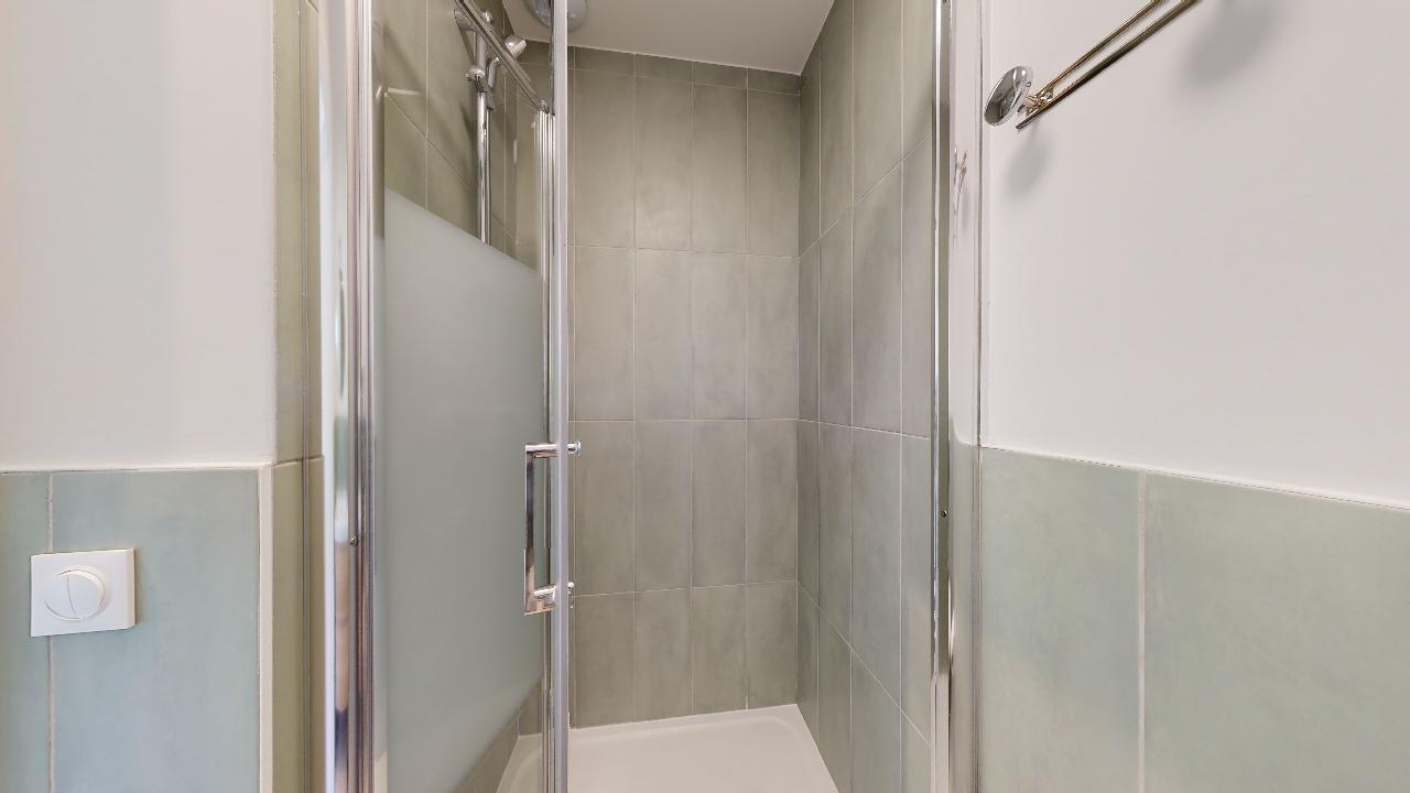 Room For 1 Person - 2 - 5