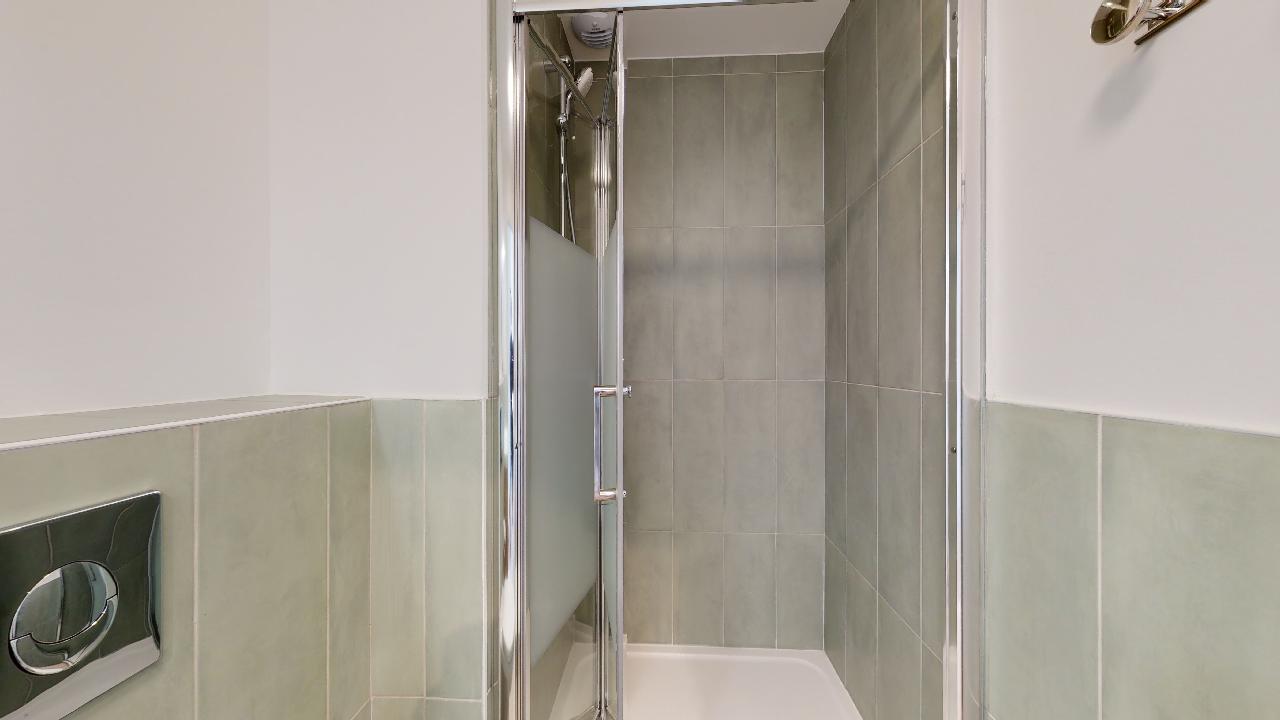 Room For 1 Person - 4 - Winema - Gallery - 4