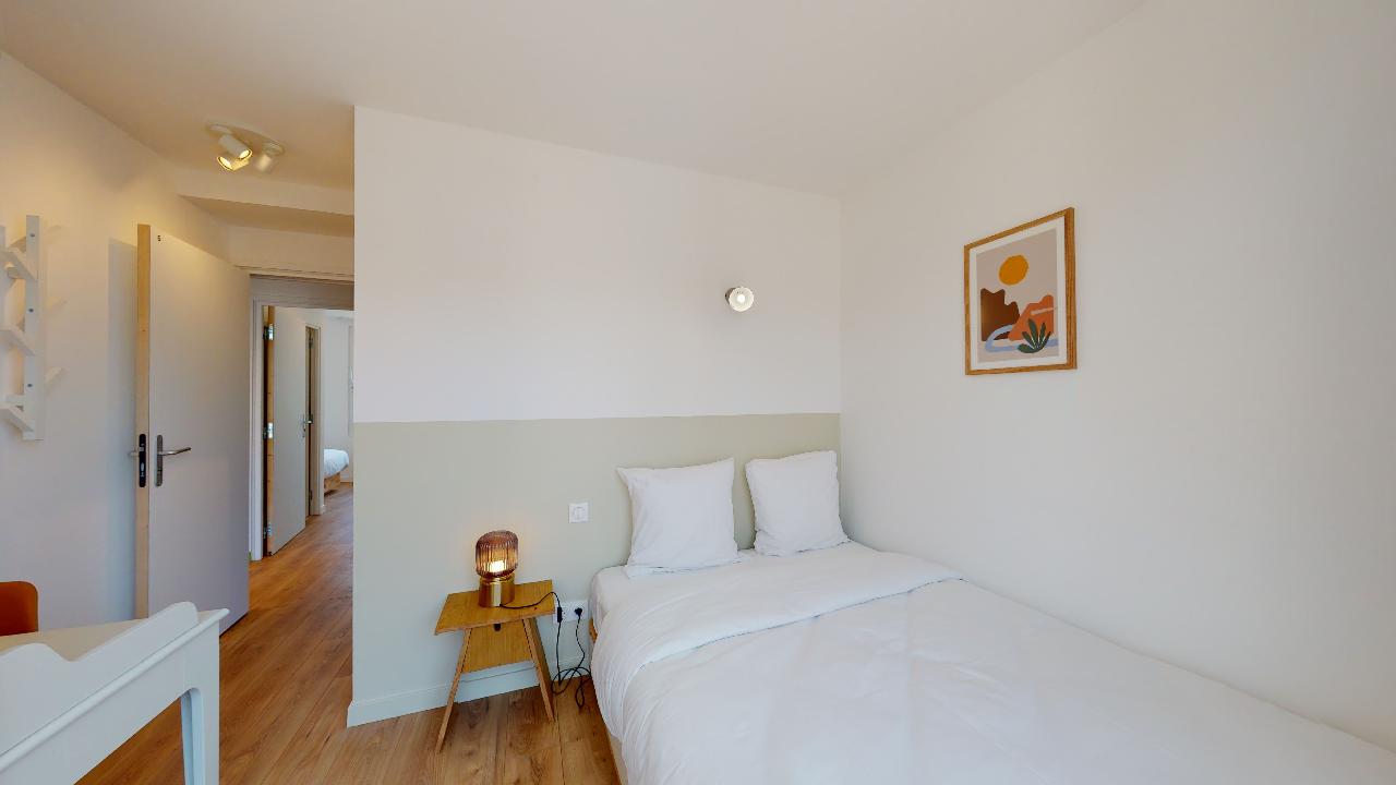 Room For 1 Person - 5 - 2