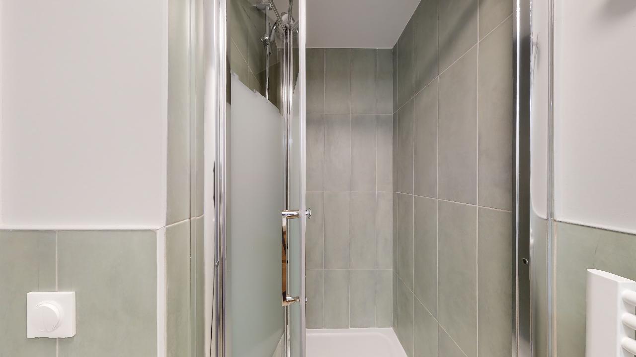 Room For 1 Person - 5 - Winema - Gallery - 4