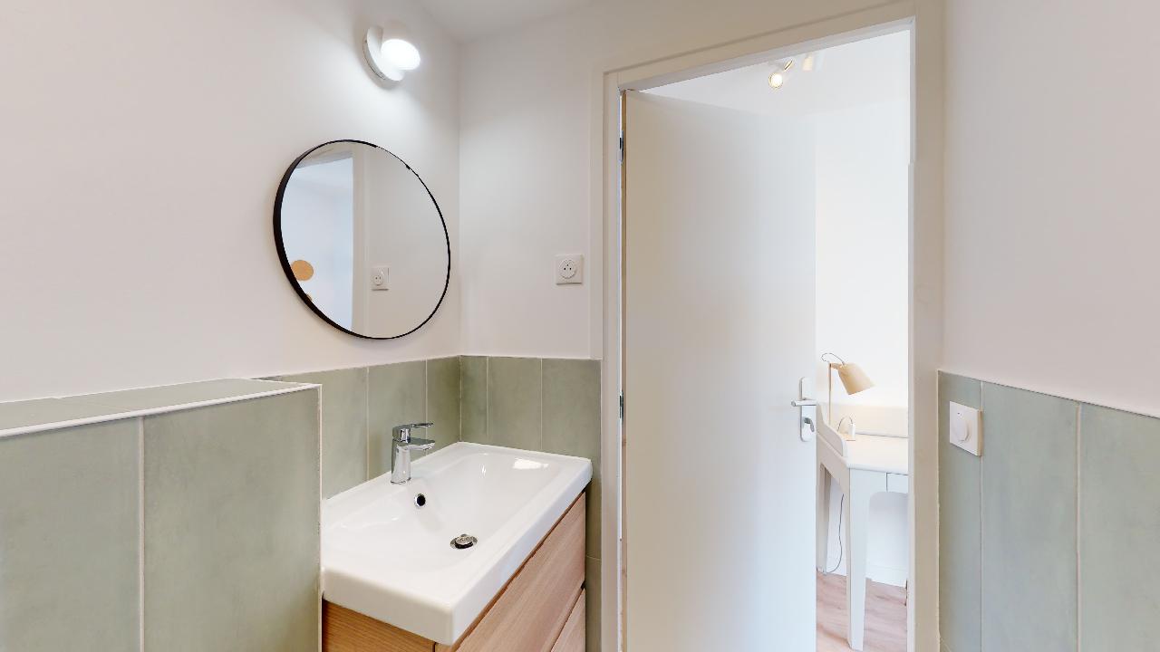 Room For 1 Person - 6 - 1