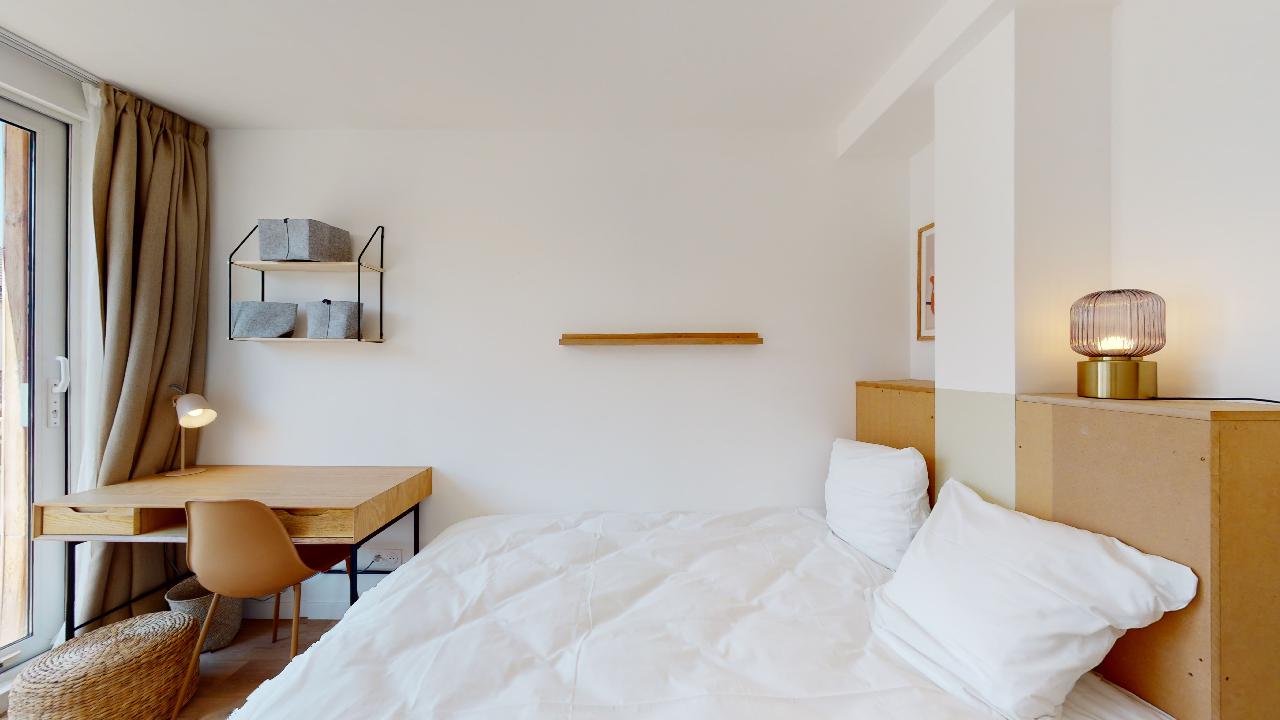 Room For 1 Person - 6 - 2