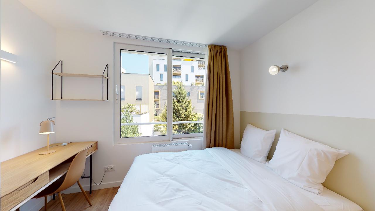 Room For 1 Person - 8 - 3