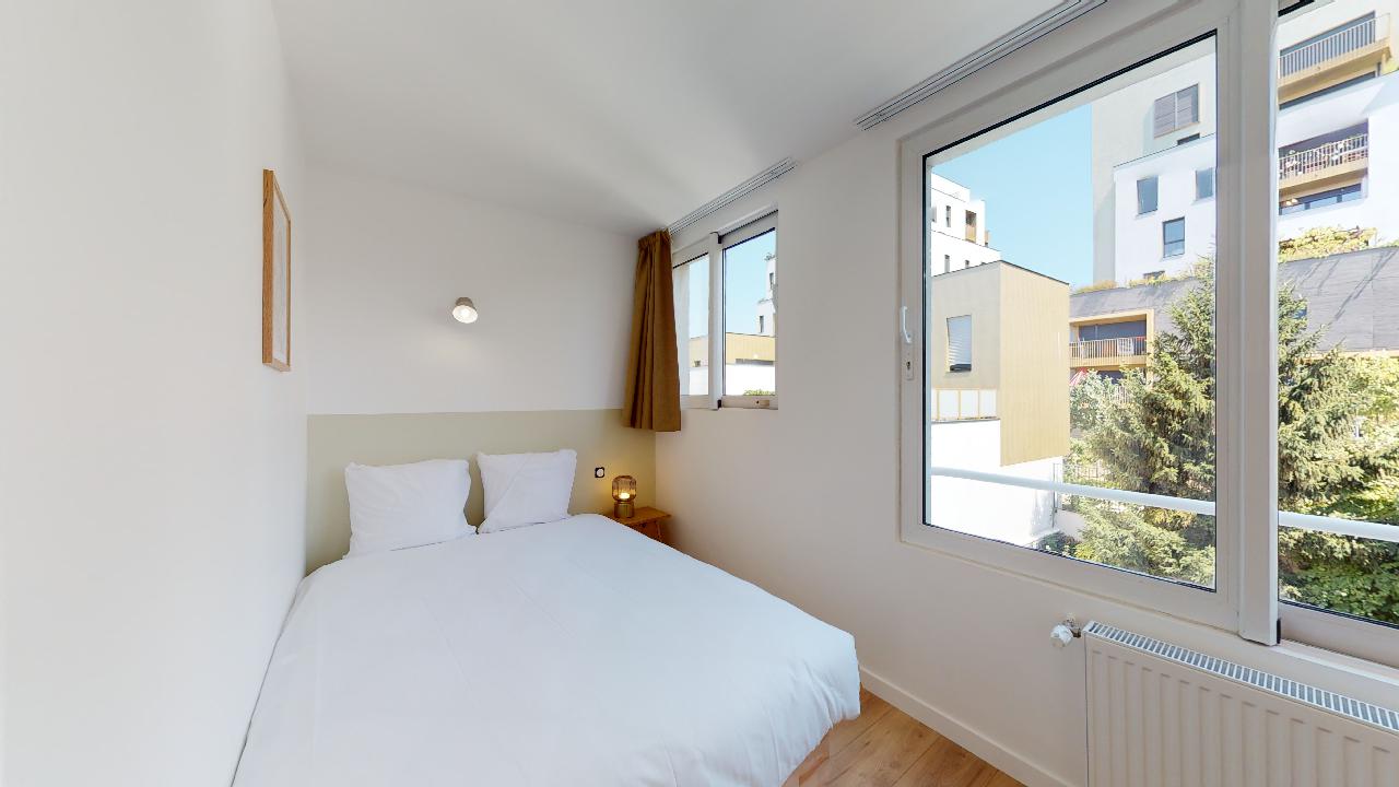 Room For 1 Person - 9 - 1