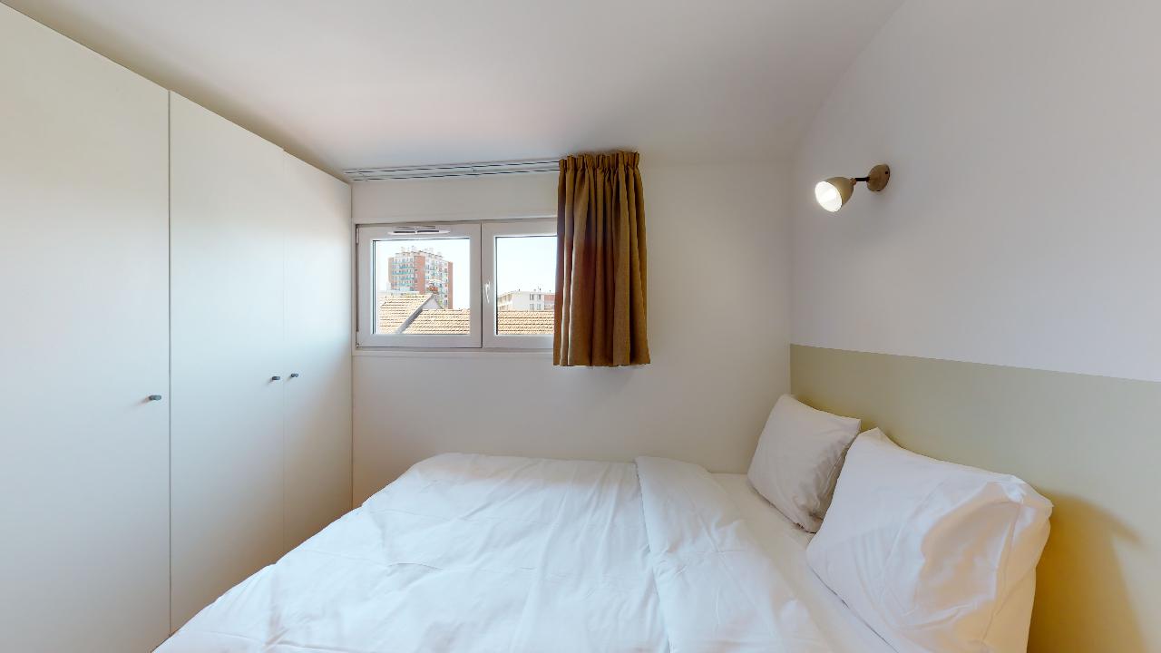 Room For 1 Person - 11 - 3