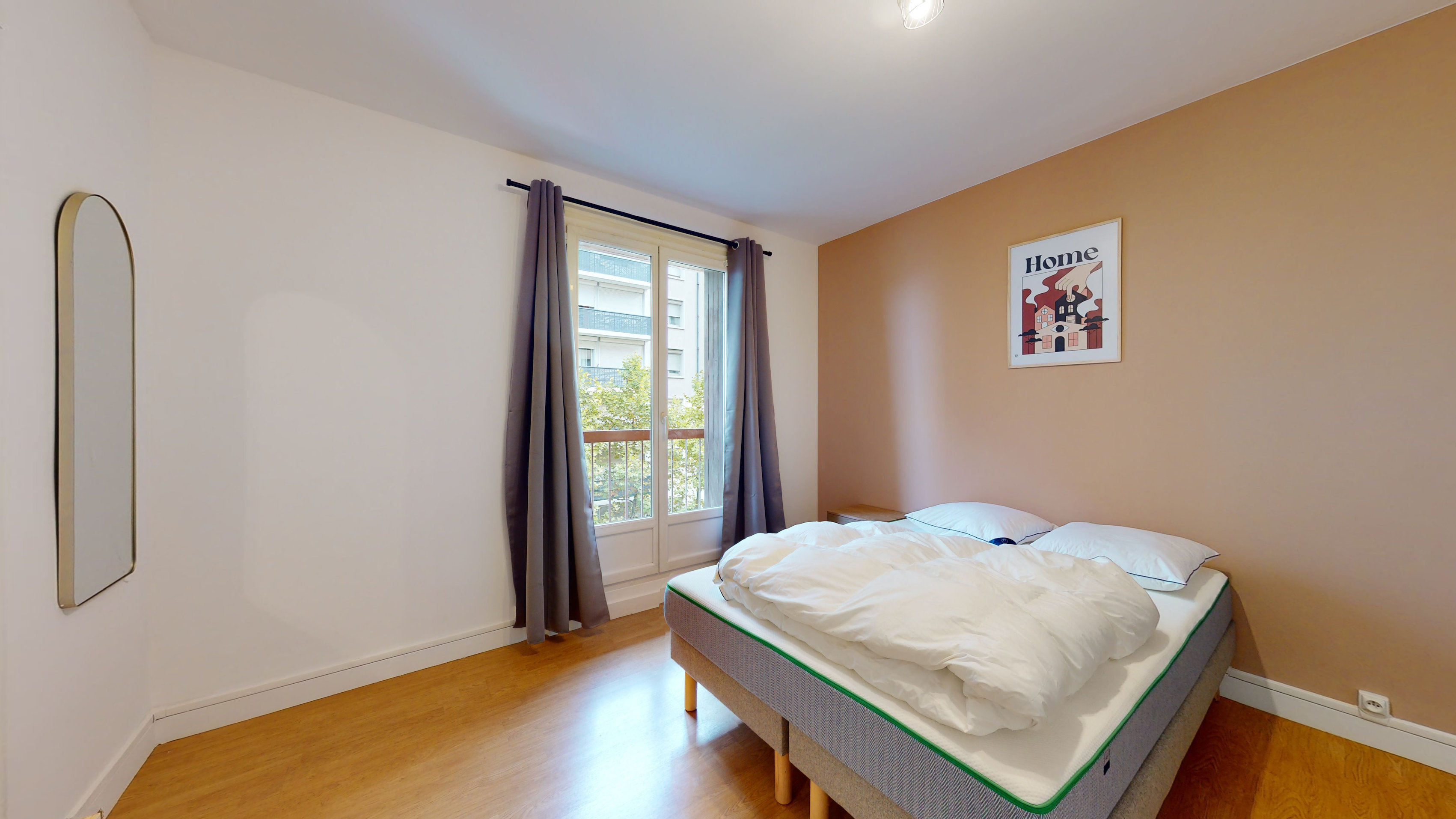 Room 2 - Marseille Flammarion 2 - Gallery - 2