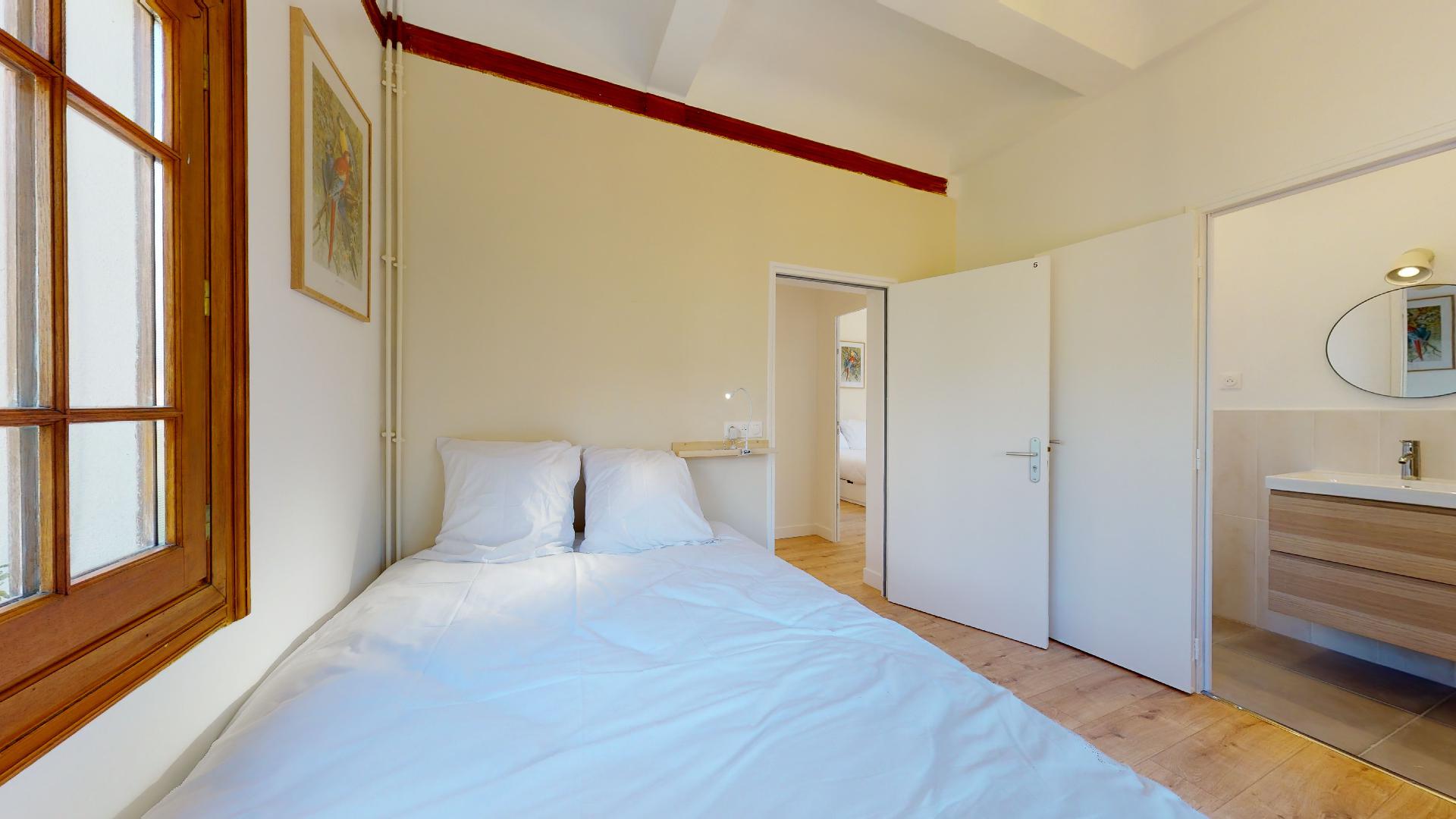 Room For 1 Person With Private Bathroom - 5 - 4