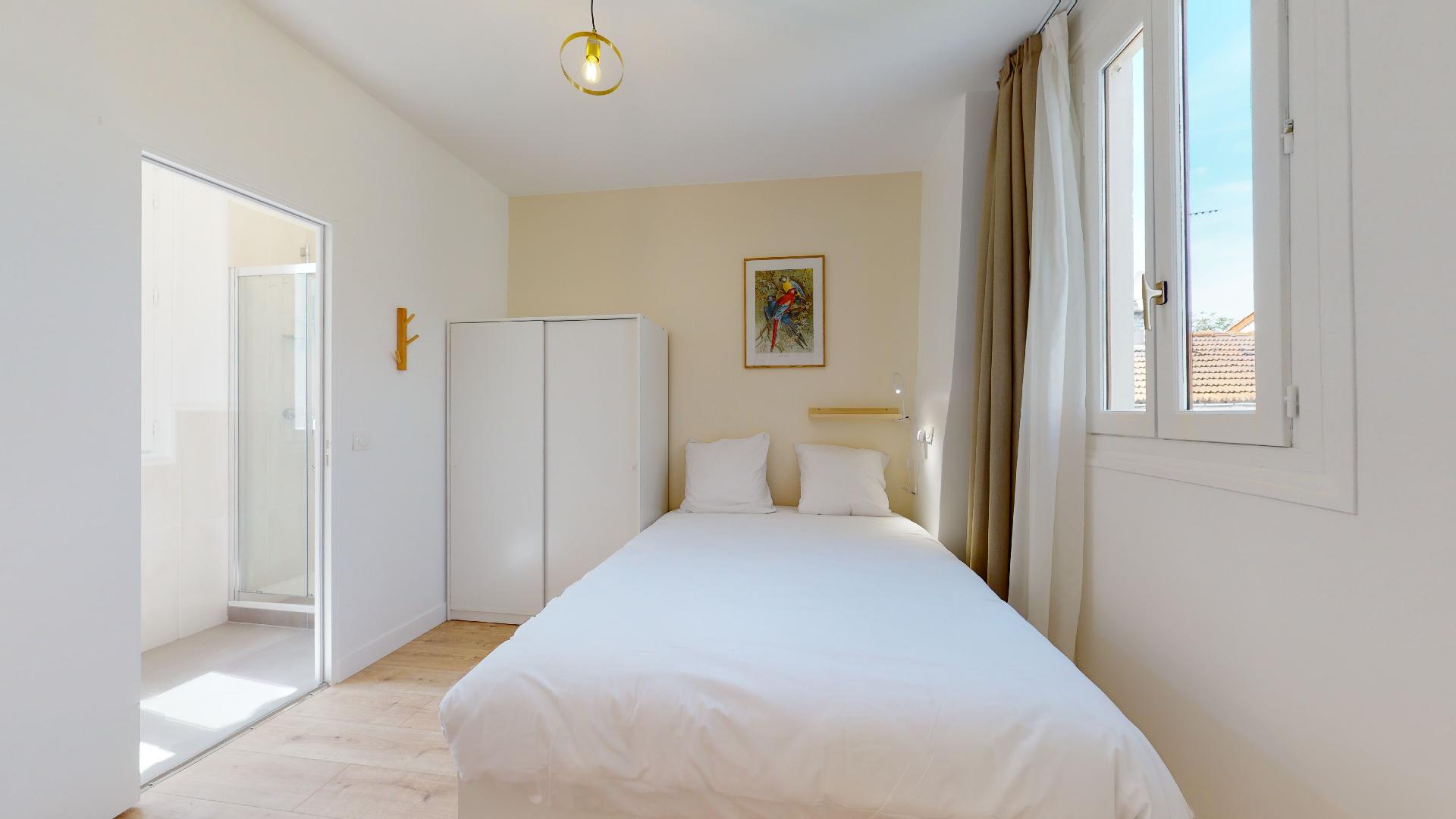 Room For 1 Person With Private Bathroom - 9 - 1
