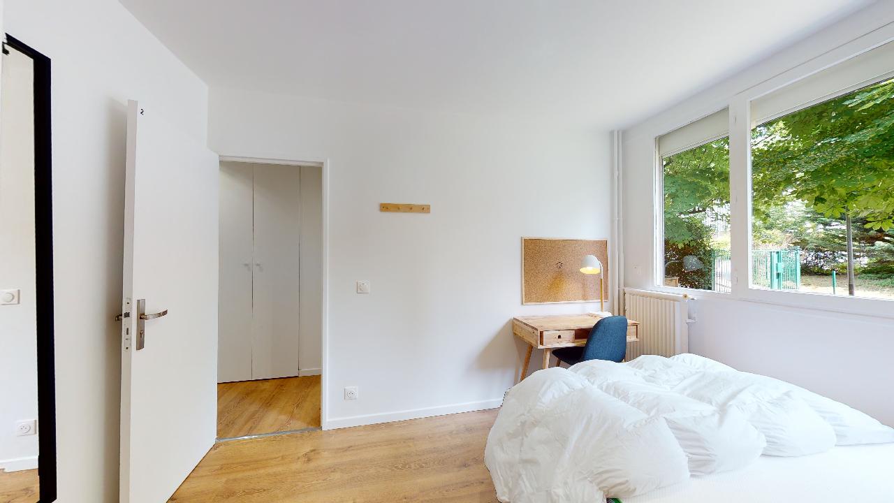 Room 2 - 3