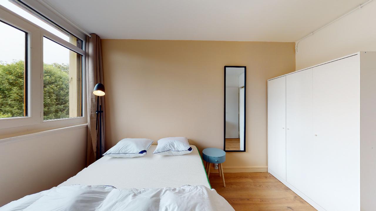 Room 3 - 2