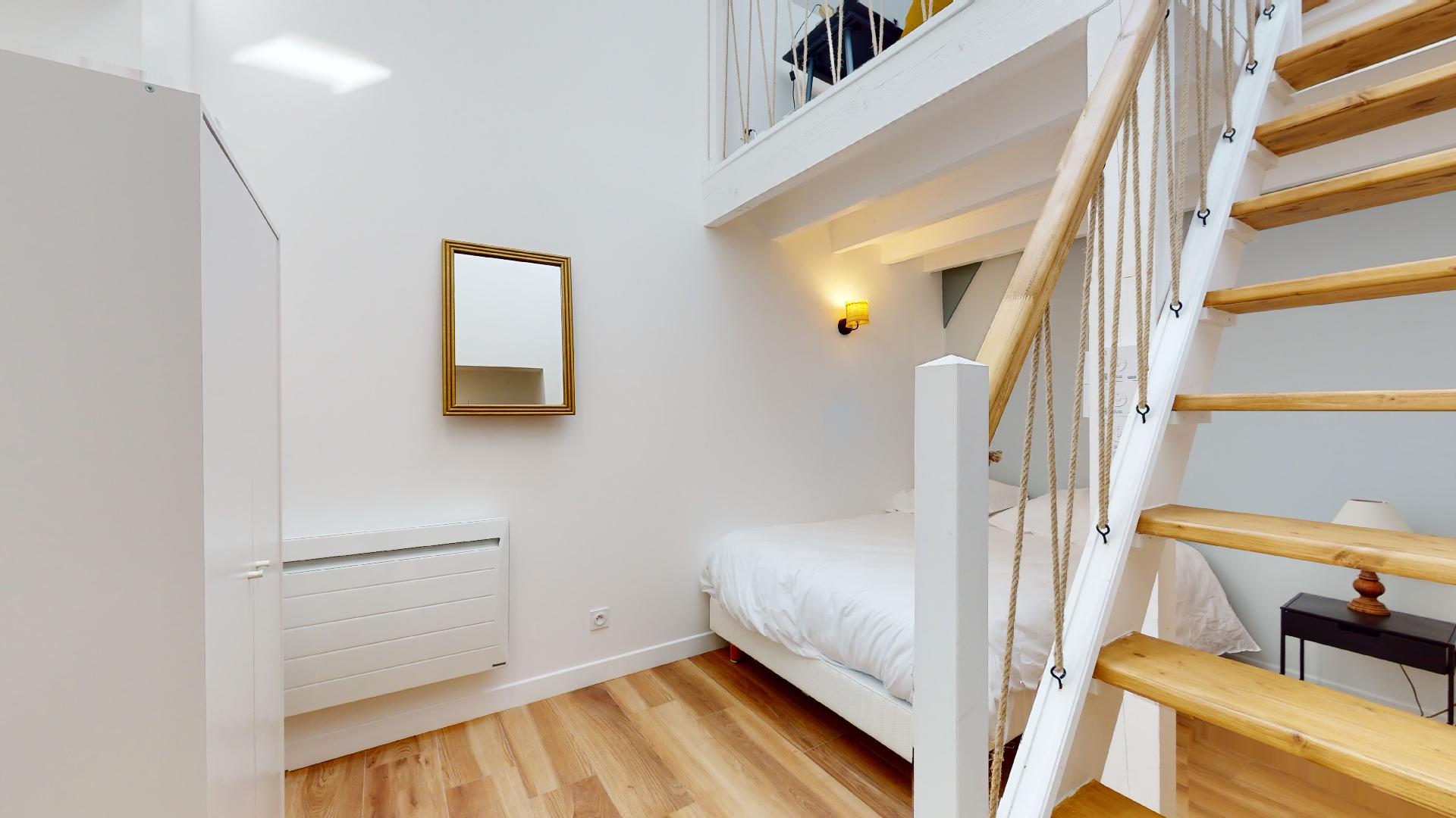 Room For 1 With A Private Bathroom And Toilets - 5 - 1