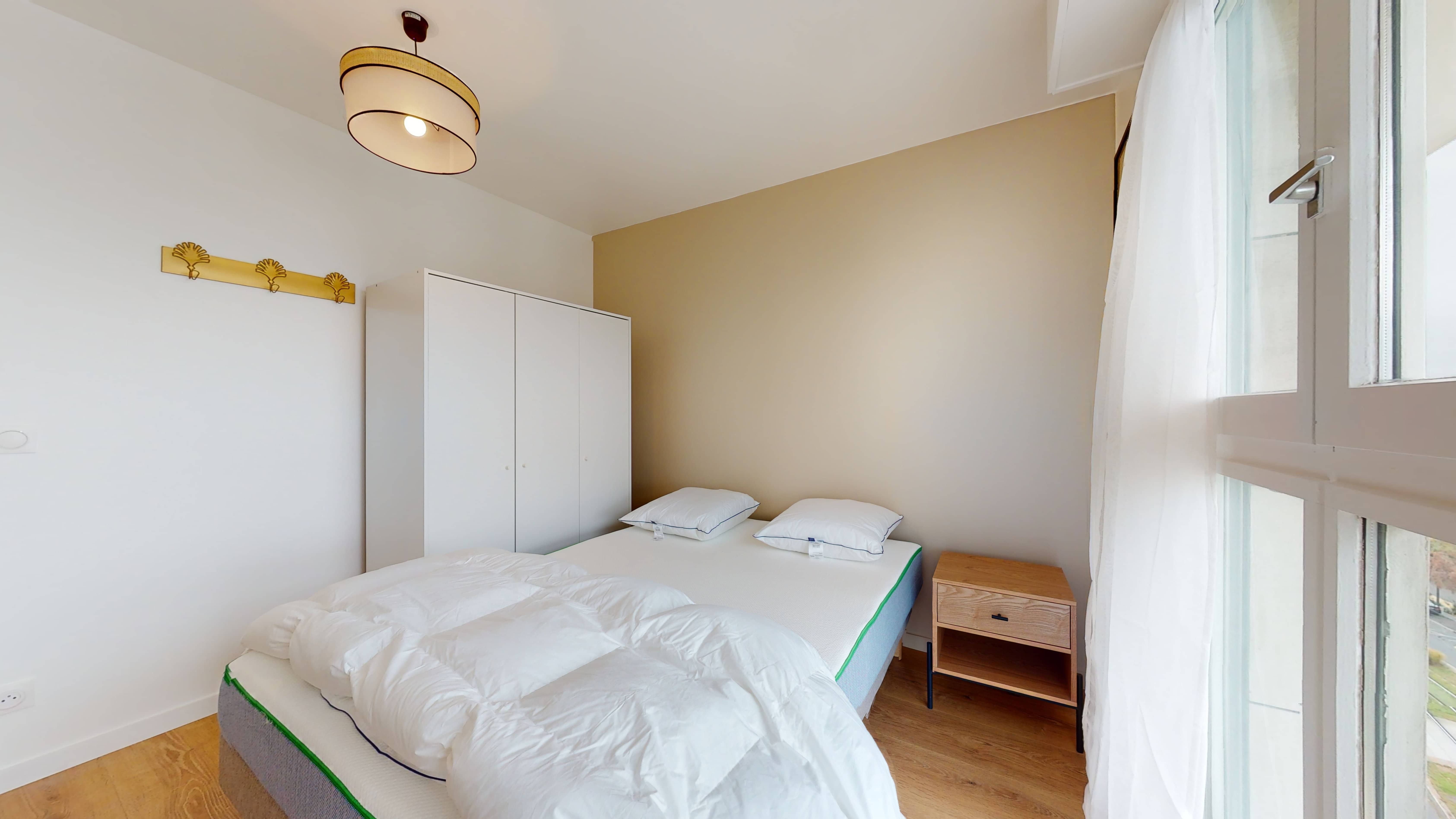 Room 1 - Courbevoie Mission 1 - Gallery - 1