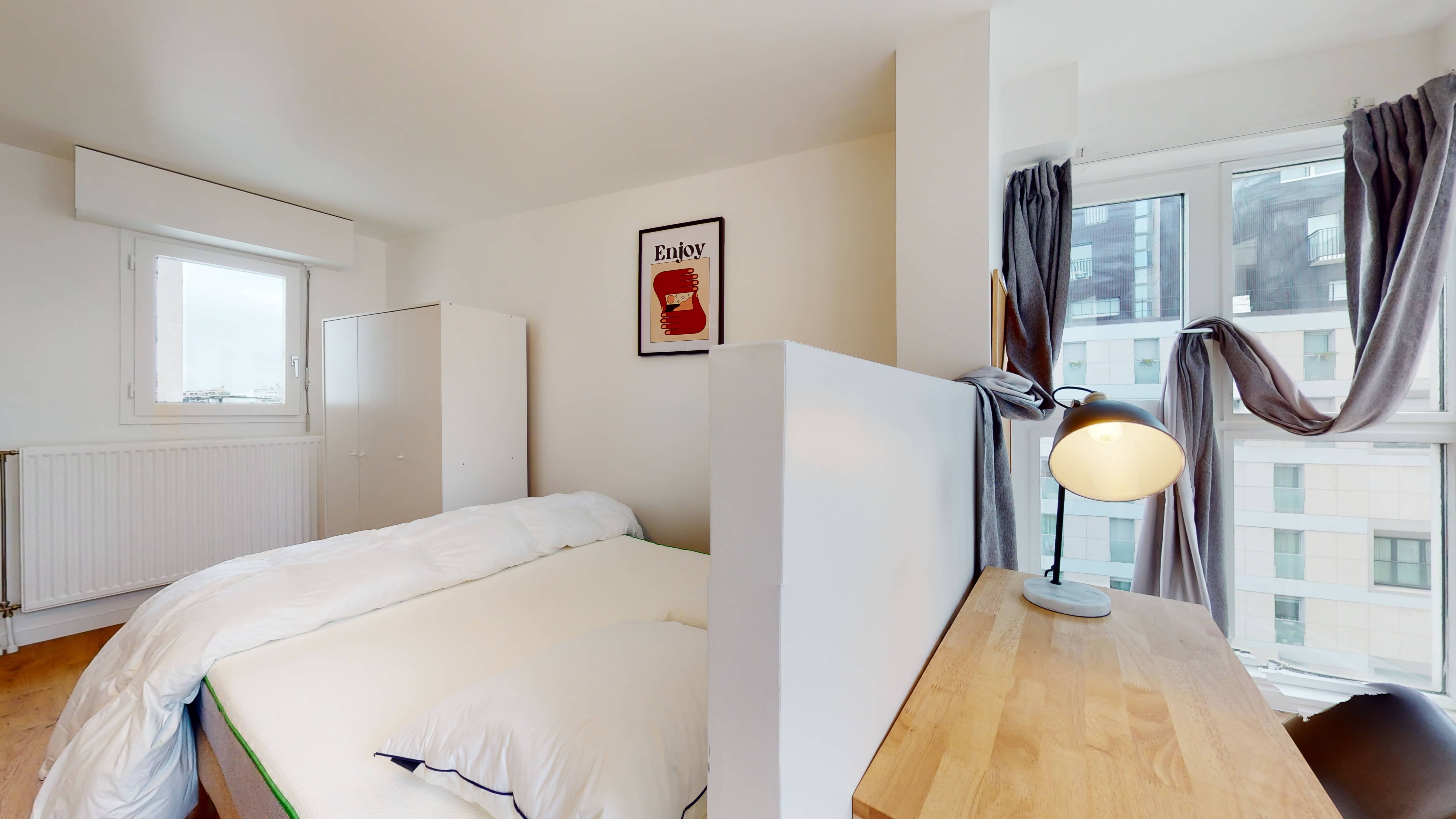 Room 5 - Courbevoie Mission 1 - Gallery - 2