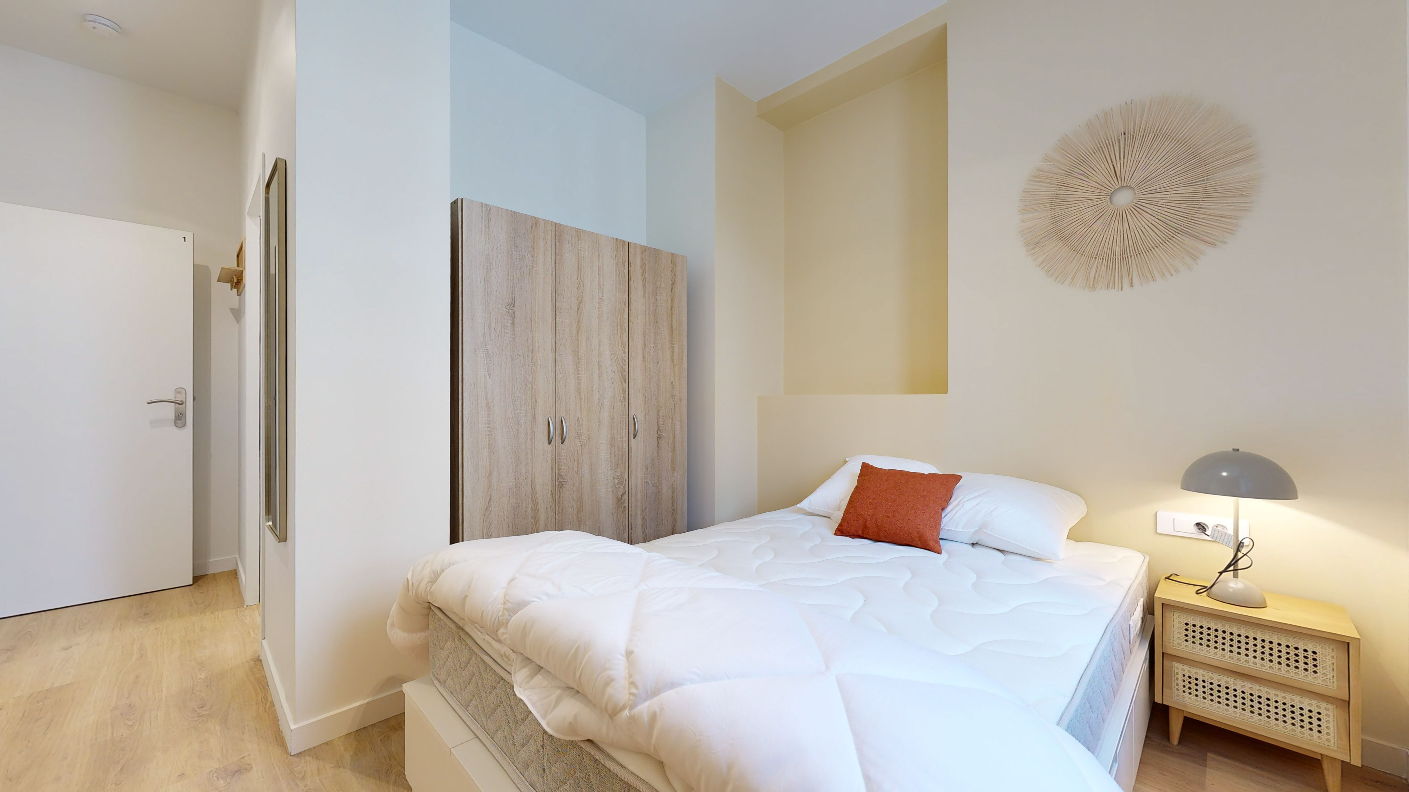  Room For One Person - 1  -  Panama  - Gallery -  3