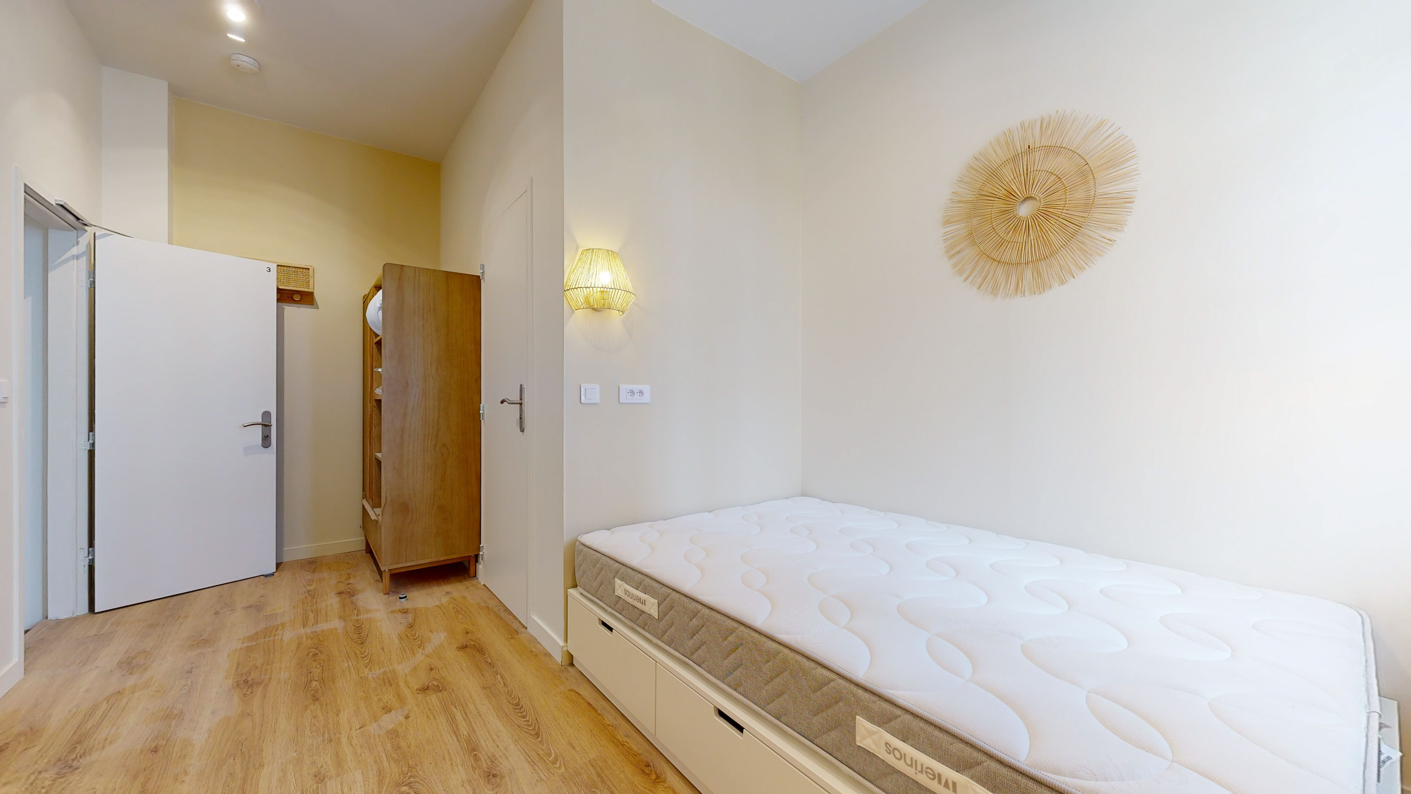  Room For One Person - 3  -  Panama  - Gallery -  3