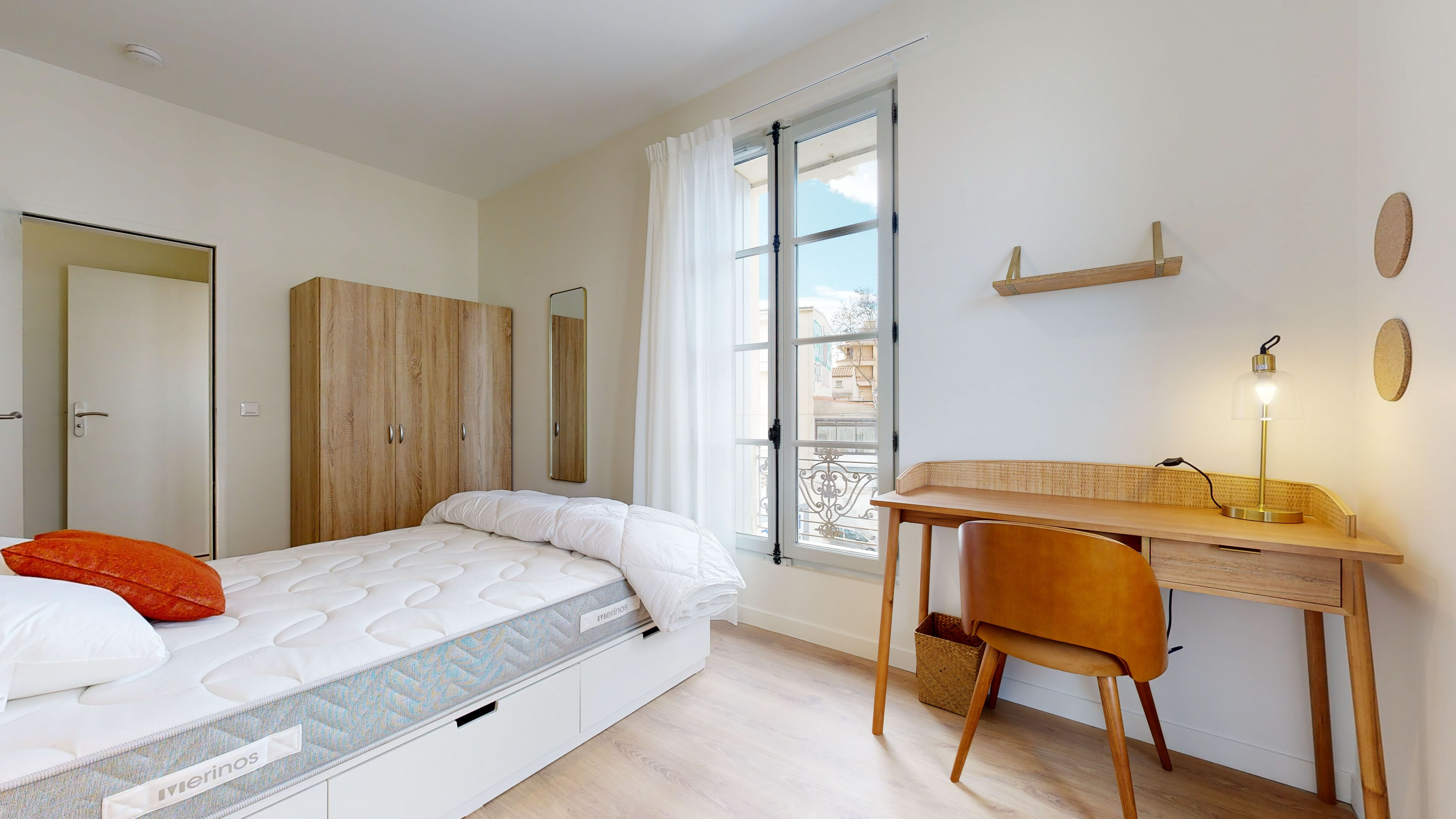  Room For One Person - 16  -  Panama  - Gallery -  1