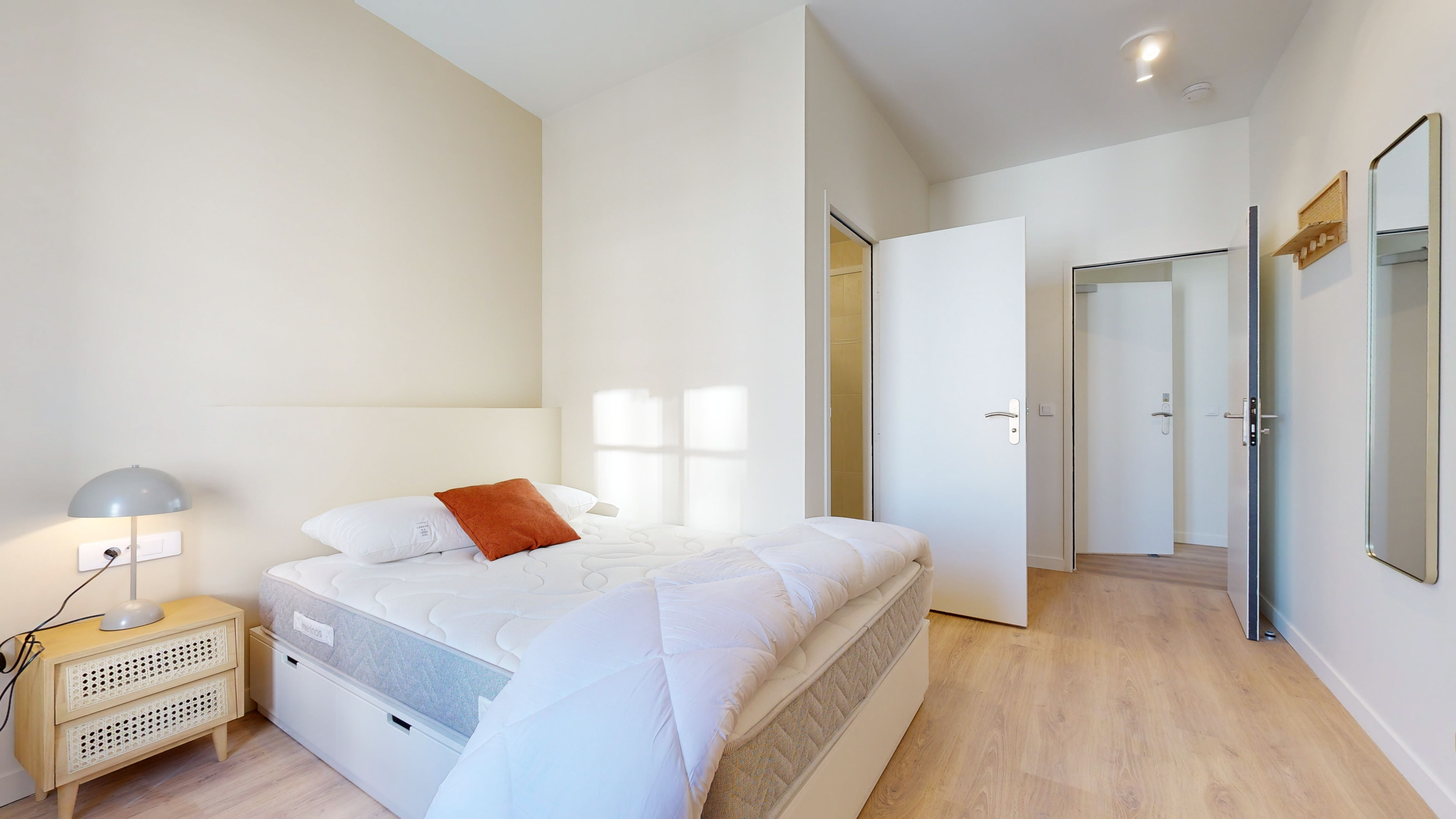  Room For One People - 19  -  Panama  - Gallery -  3