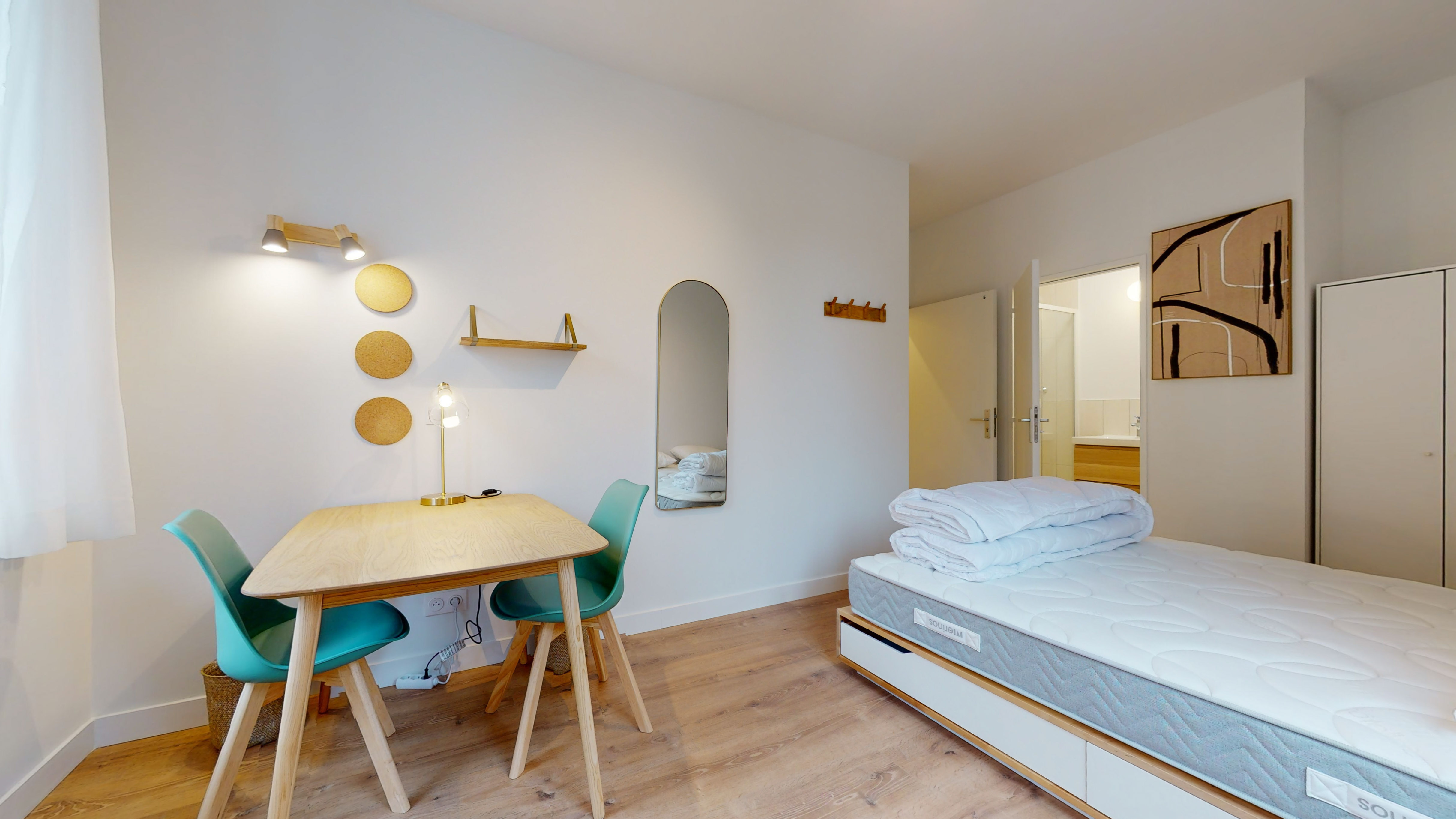  Room For Two Person - 5  -  Lyot  - Gallery -  3