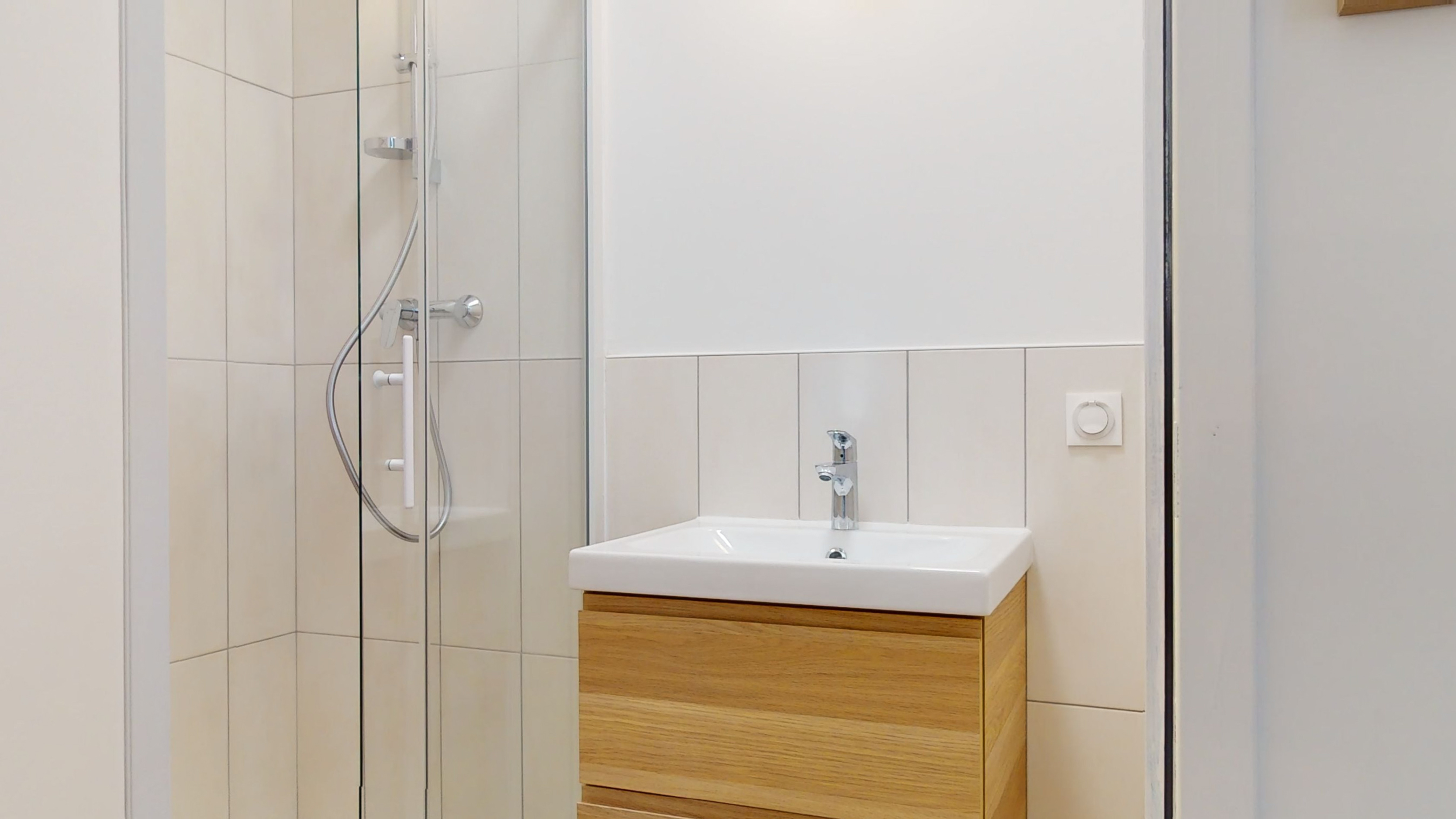  Room For Two Person - 5  -  Lyot  - Gallery -  4