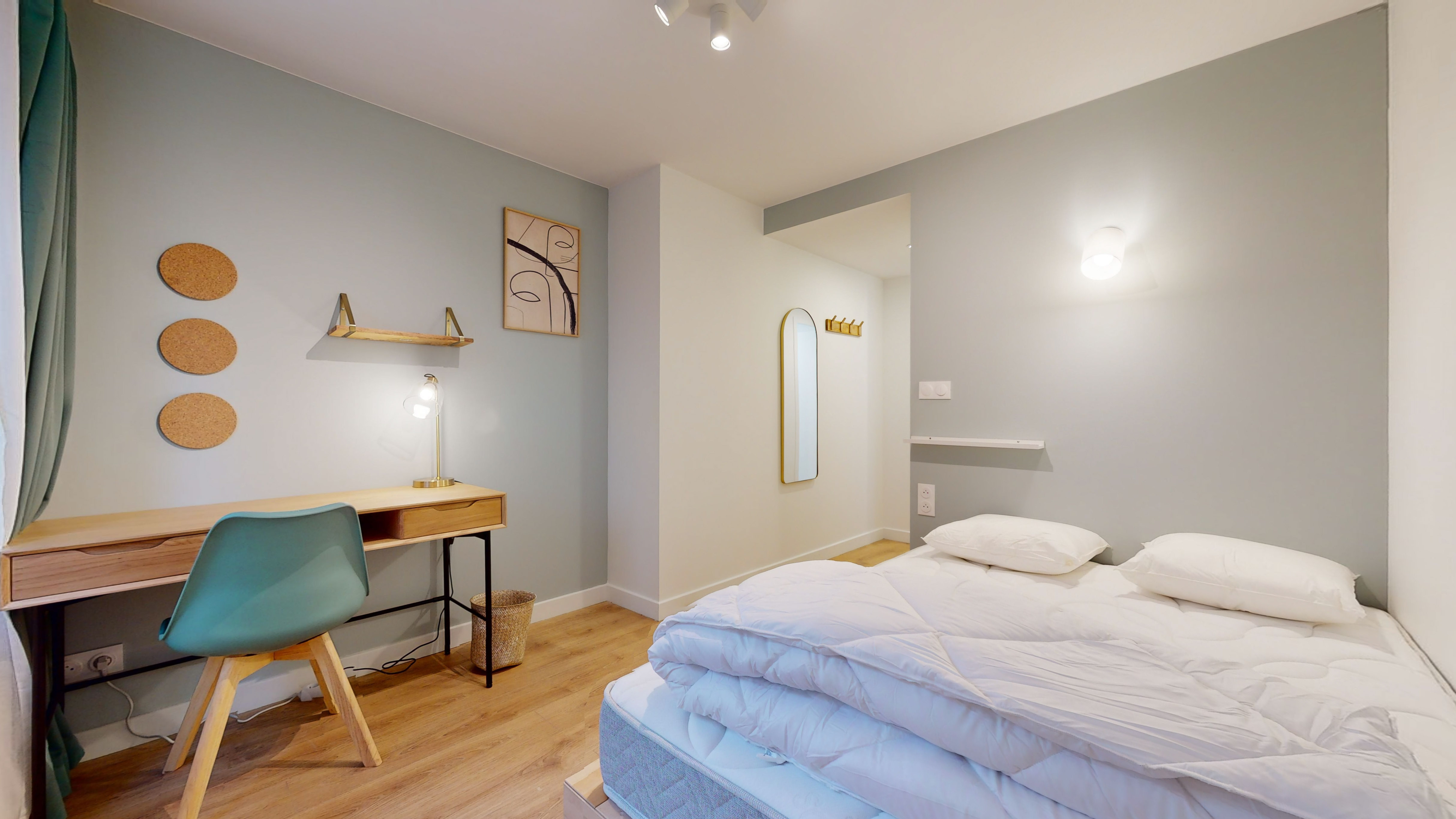  Room For One Person - 11  -  Lyot  - Gallery -  1