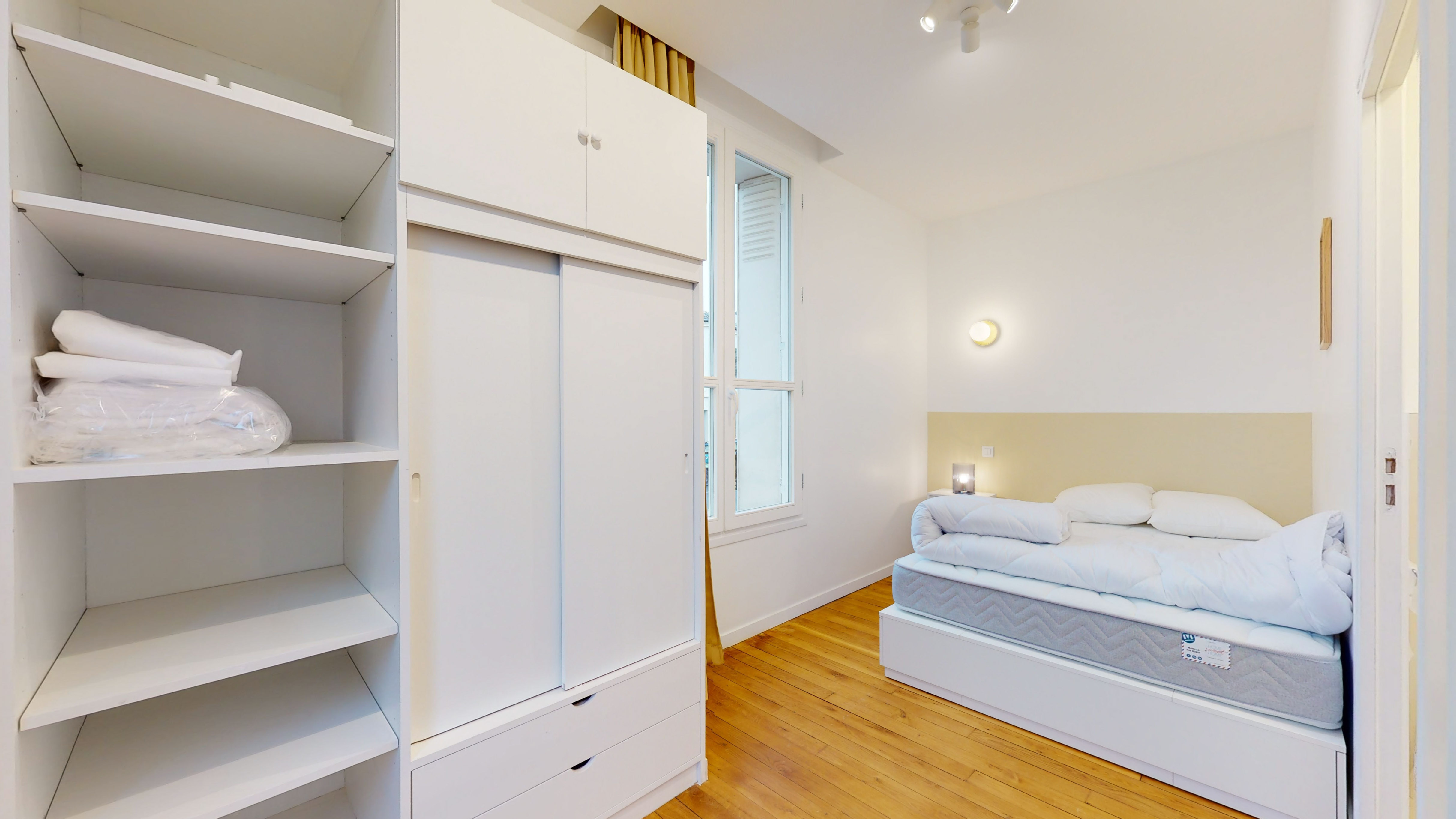  Room For One Person - 1  -  Lockwood  - Gallery -  2