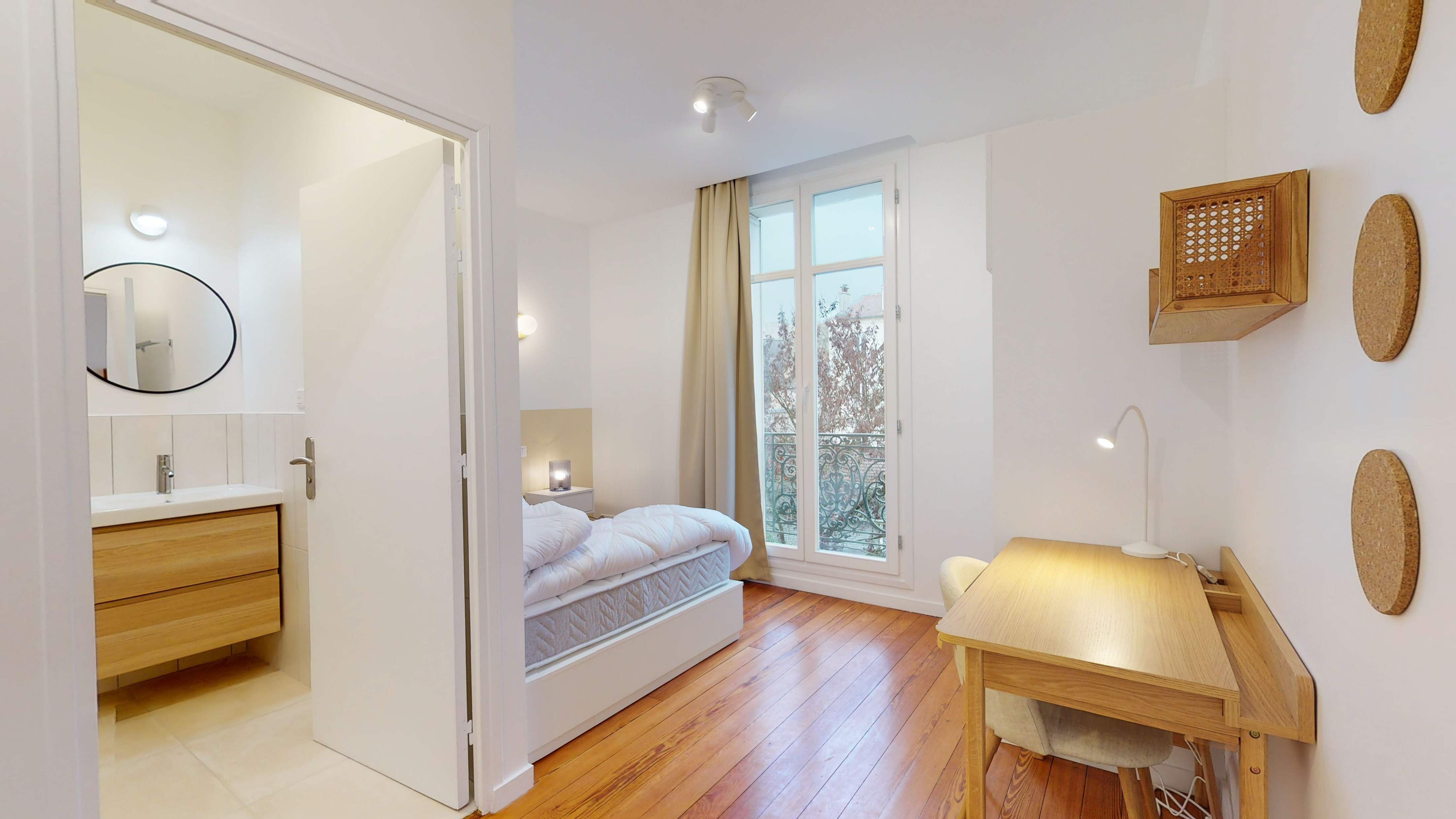  Room For One Person - 5  -  Lockwood  - Gallery -  3