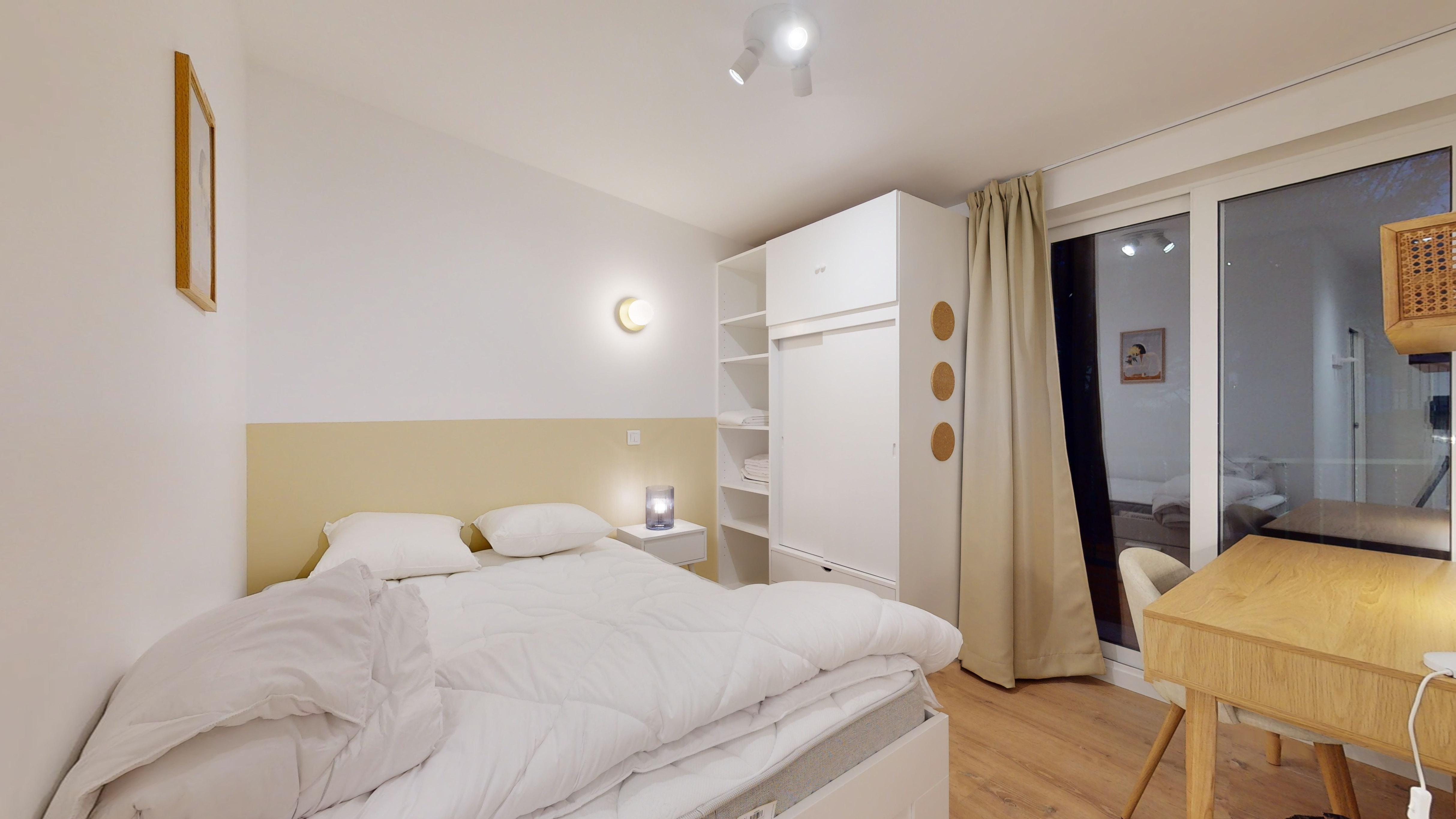  Room For One Person - 13  -  Lockwood  - Gallery -  1
