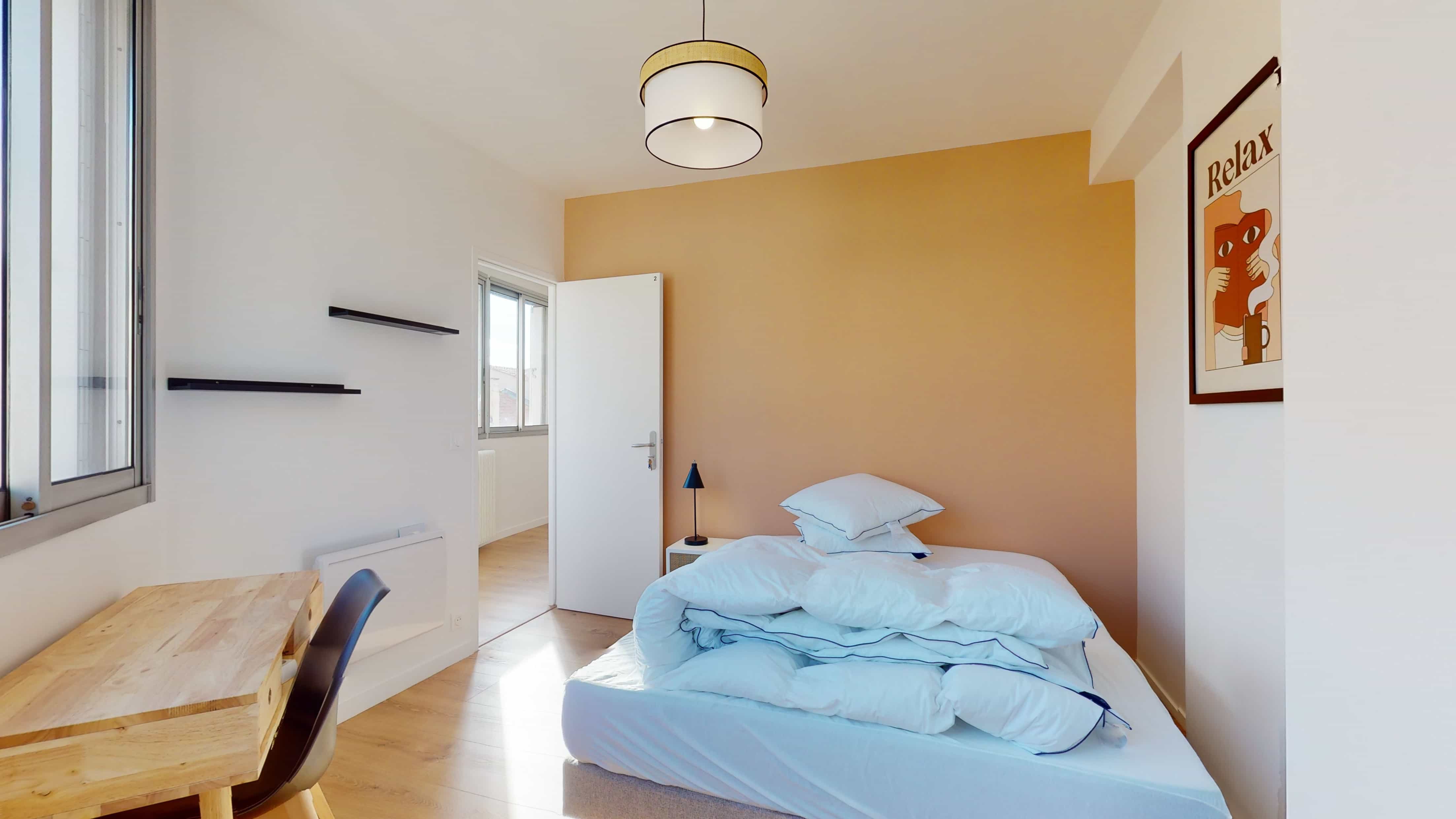 Room 2 - 1