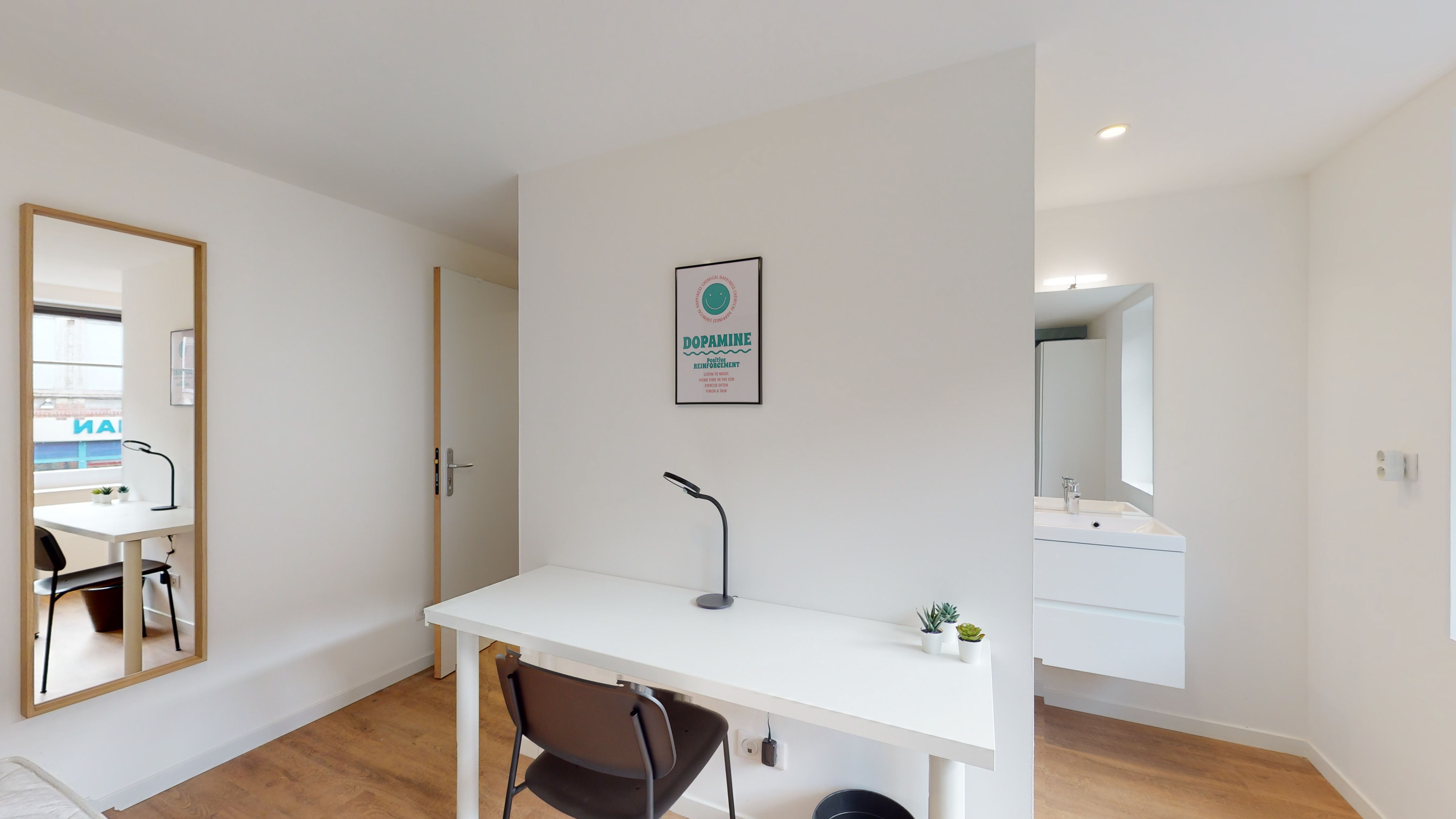  Room For One Person - 1  -  Monnier  - Gallery -  2