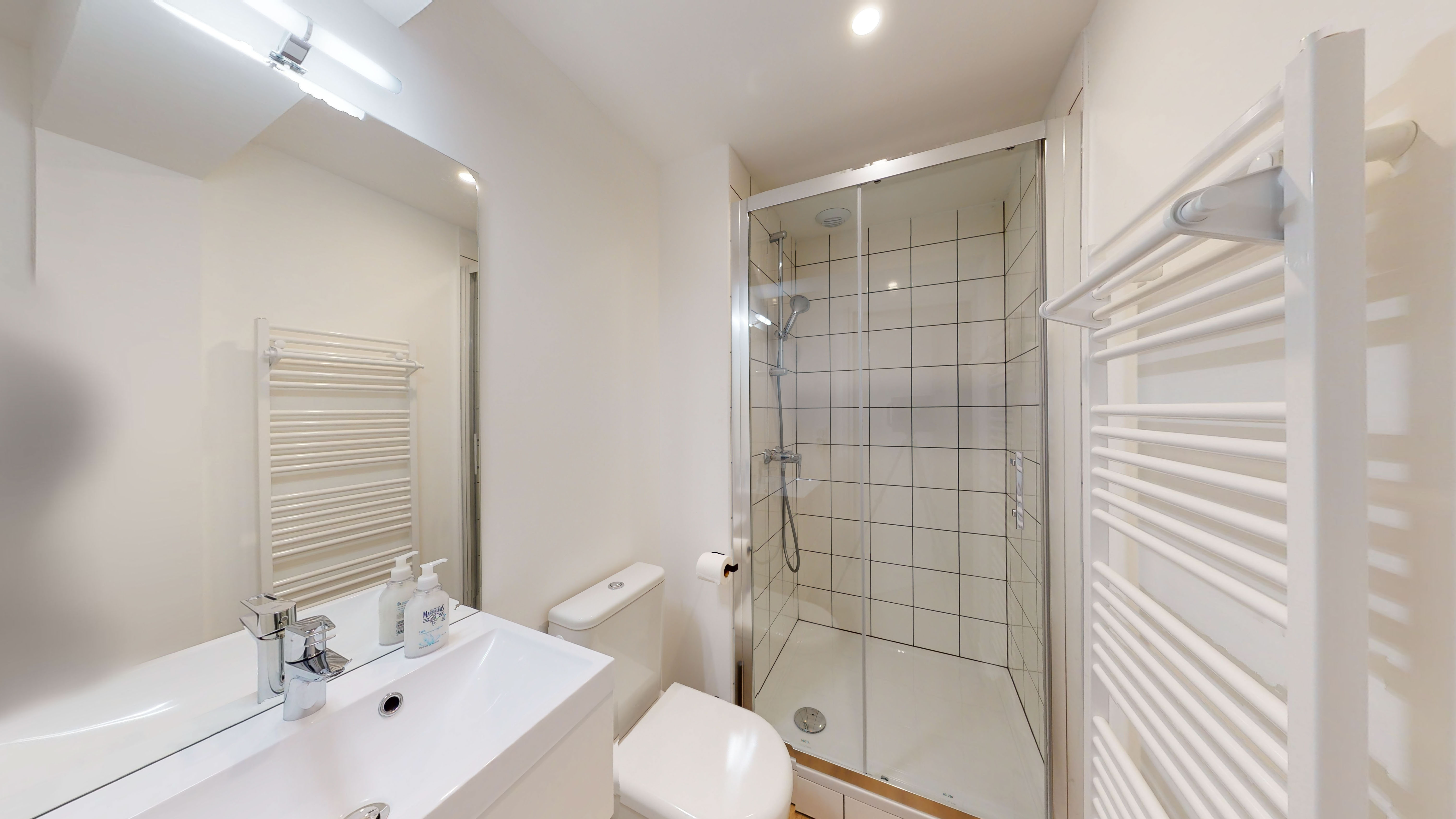  Room For One Person - 5  -  Monnier  - Gallery -  2