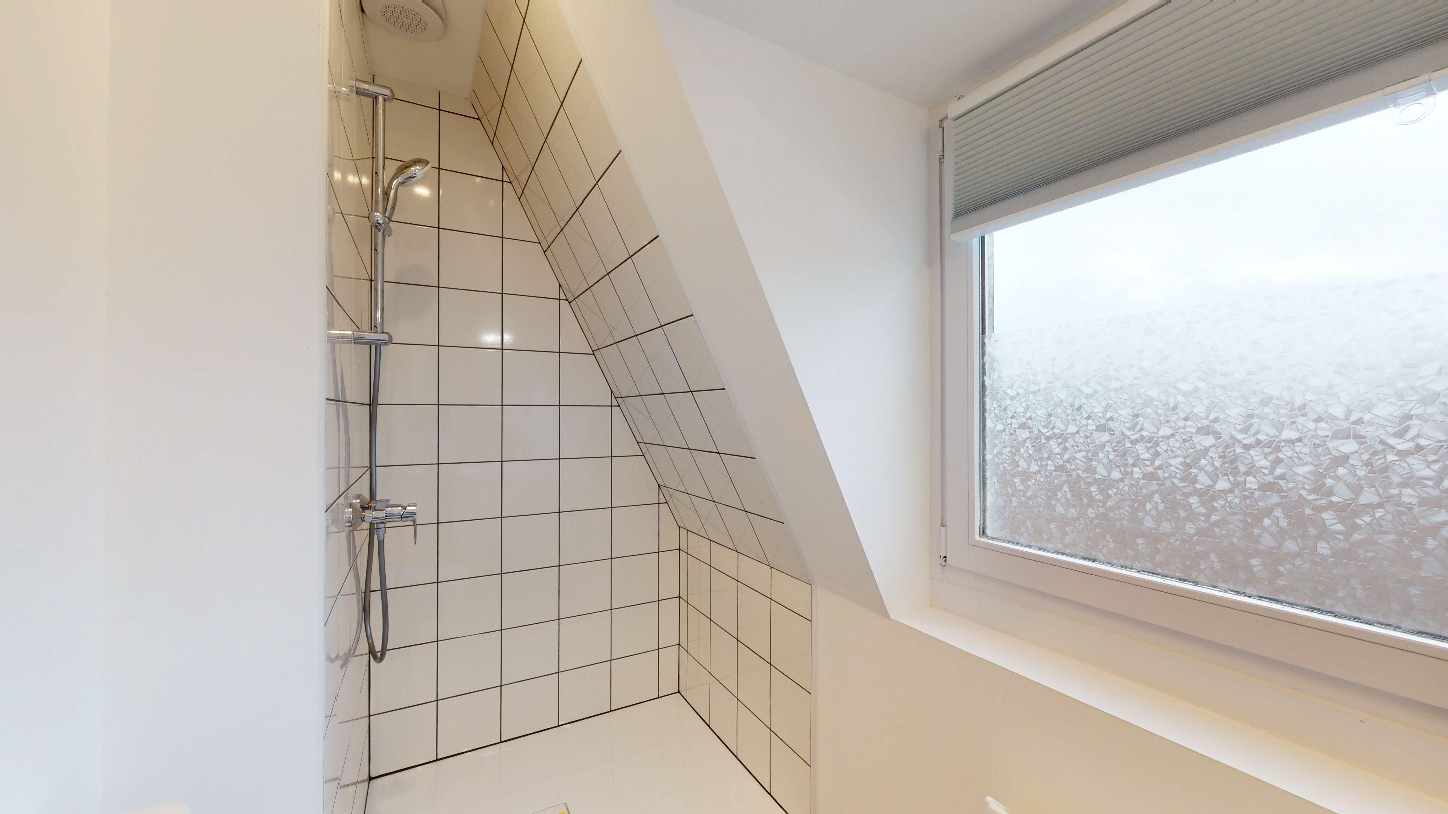  Room For One Person - 14  -  Monnier  - Gallery -  3