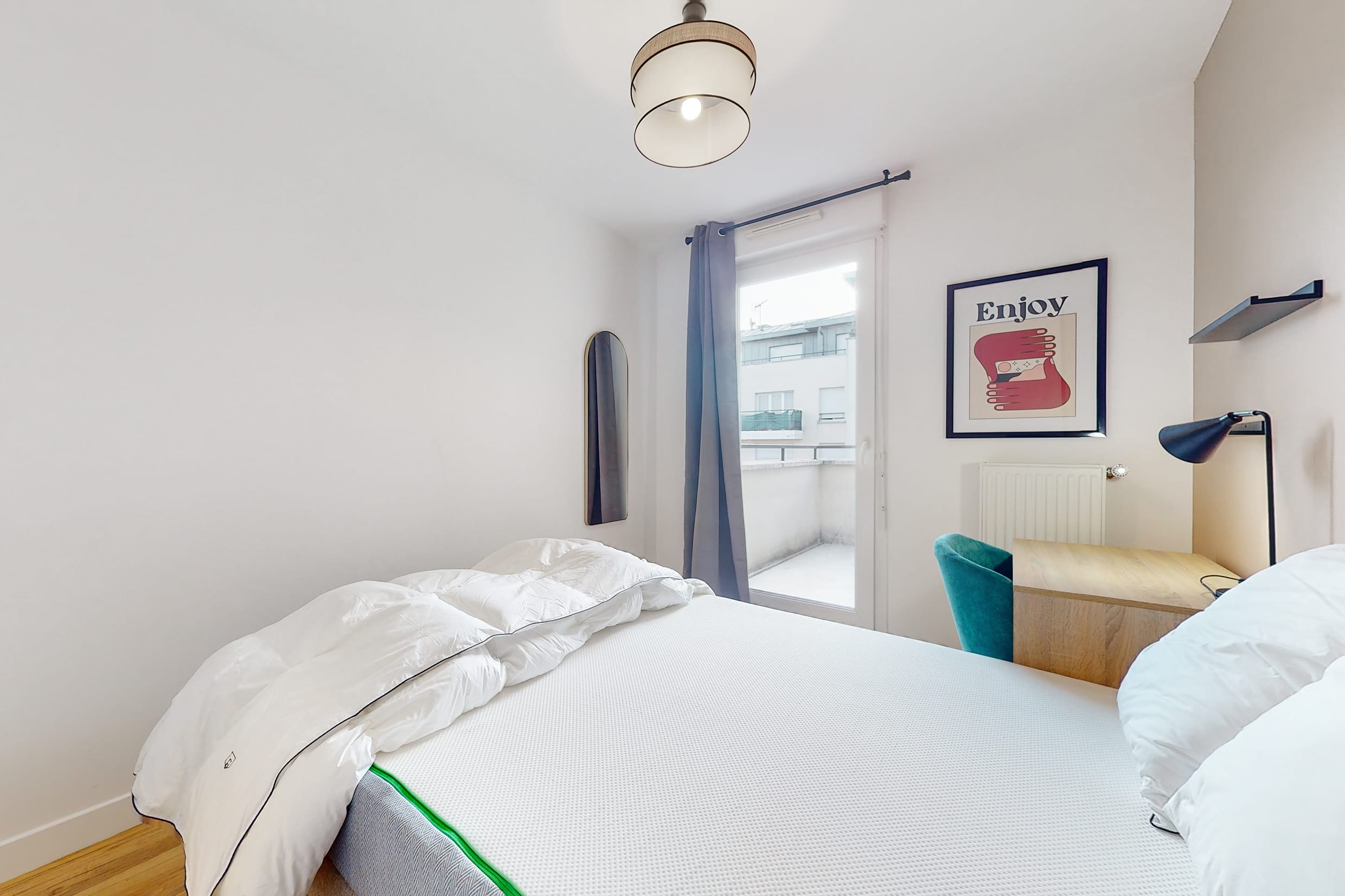 Room 2 - Massy Magellan - Gallery - 2