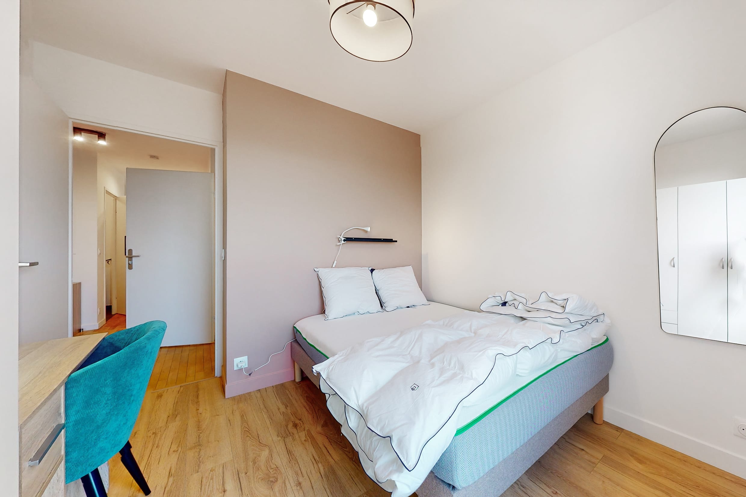  Room 4  -  Massy Magellan  - Gallery -  3