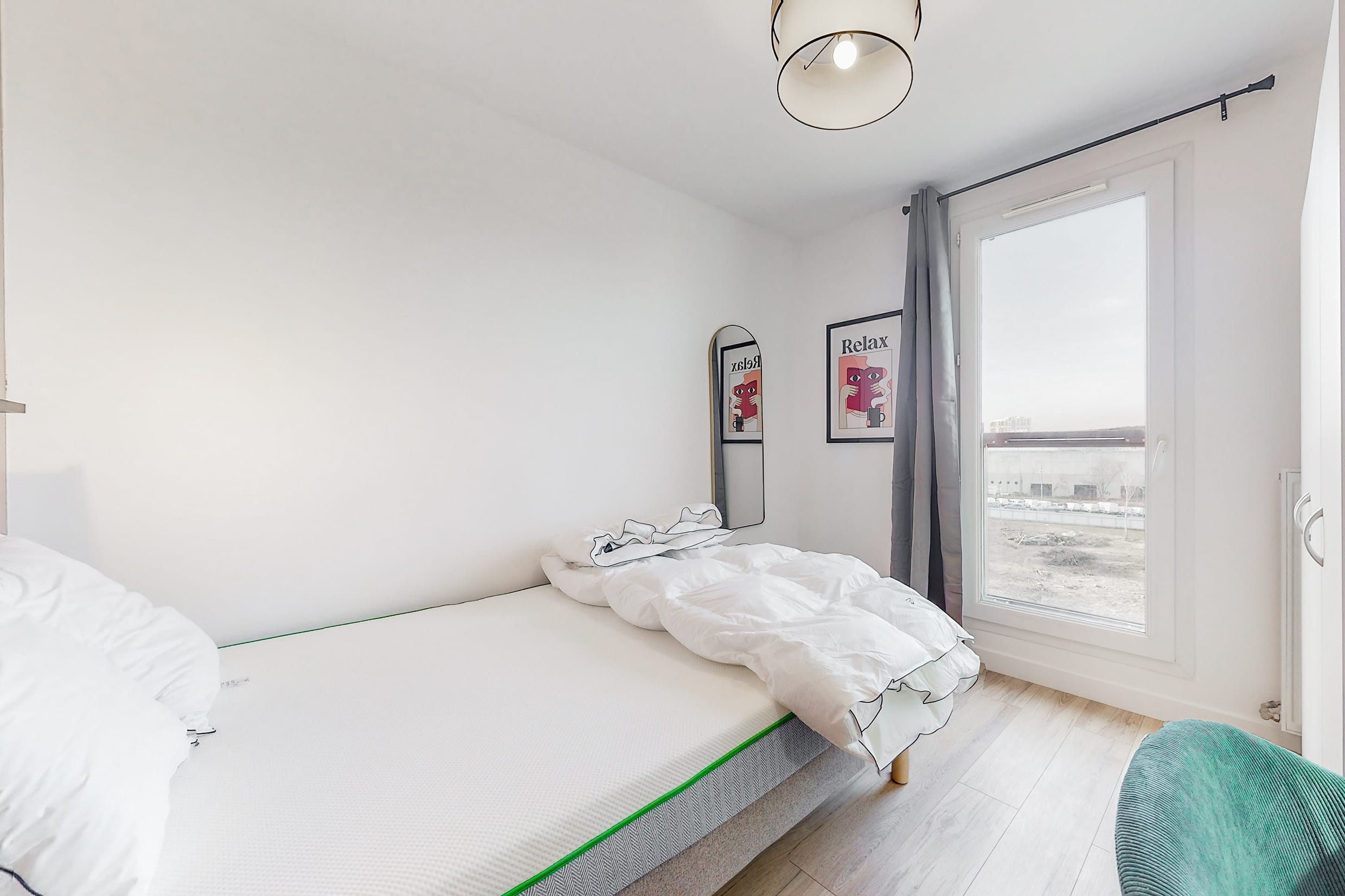 Room 4 - Massy Magellan - Gallery - 1