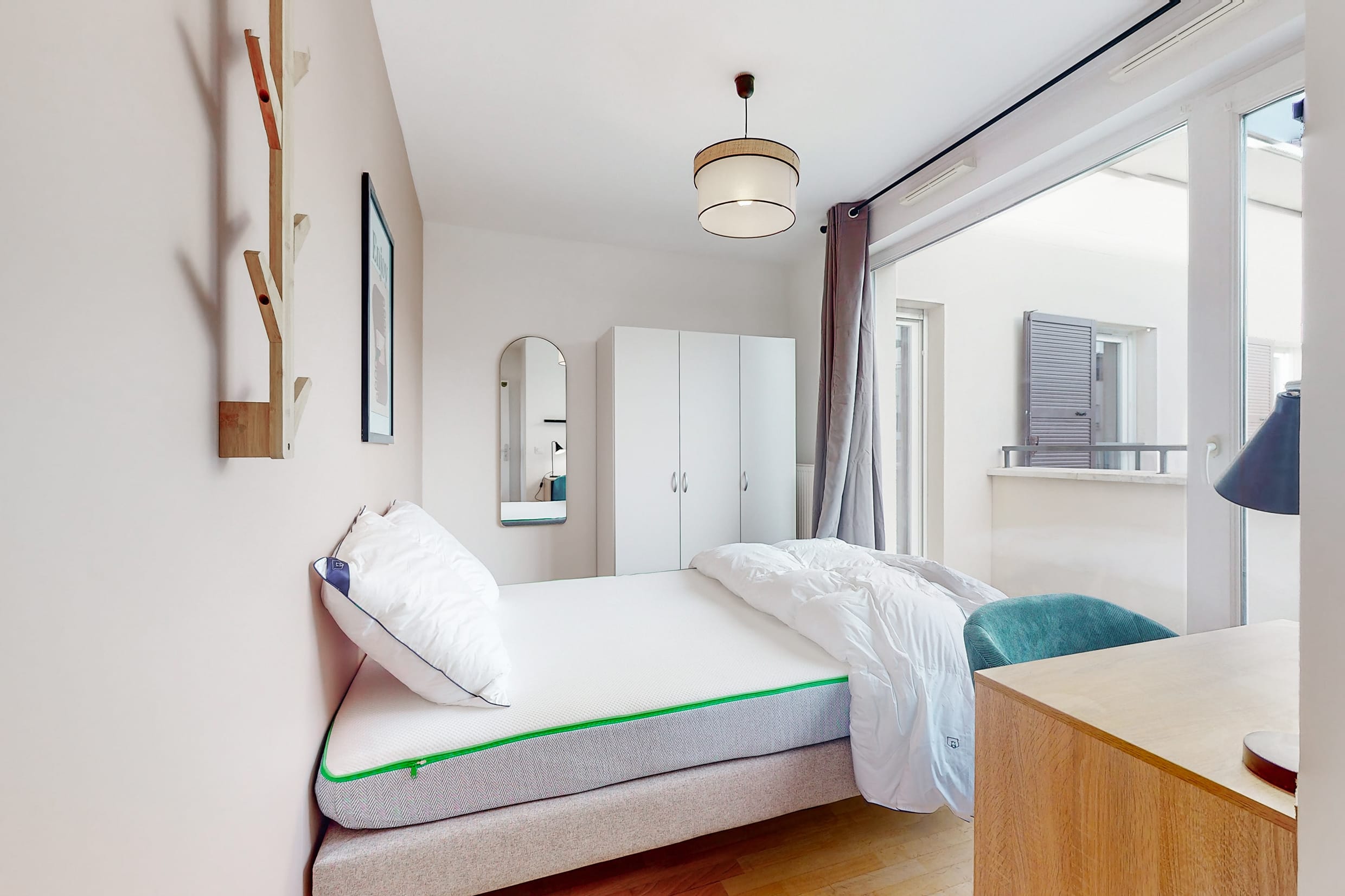 Room 5 - Massy Magellan - Gallery - 2