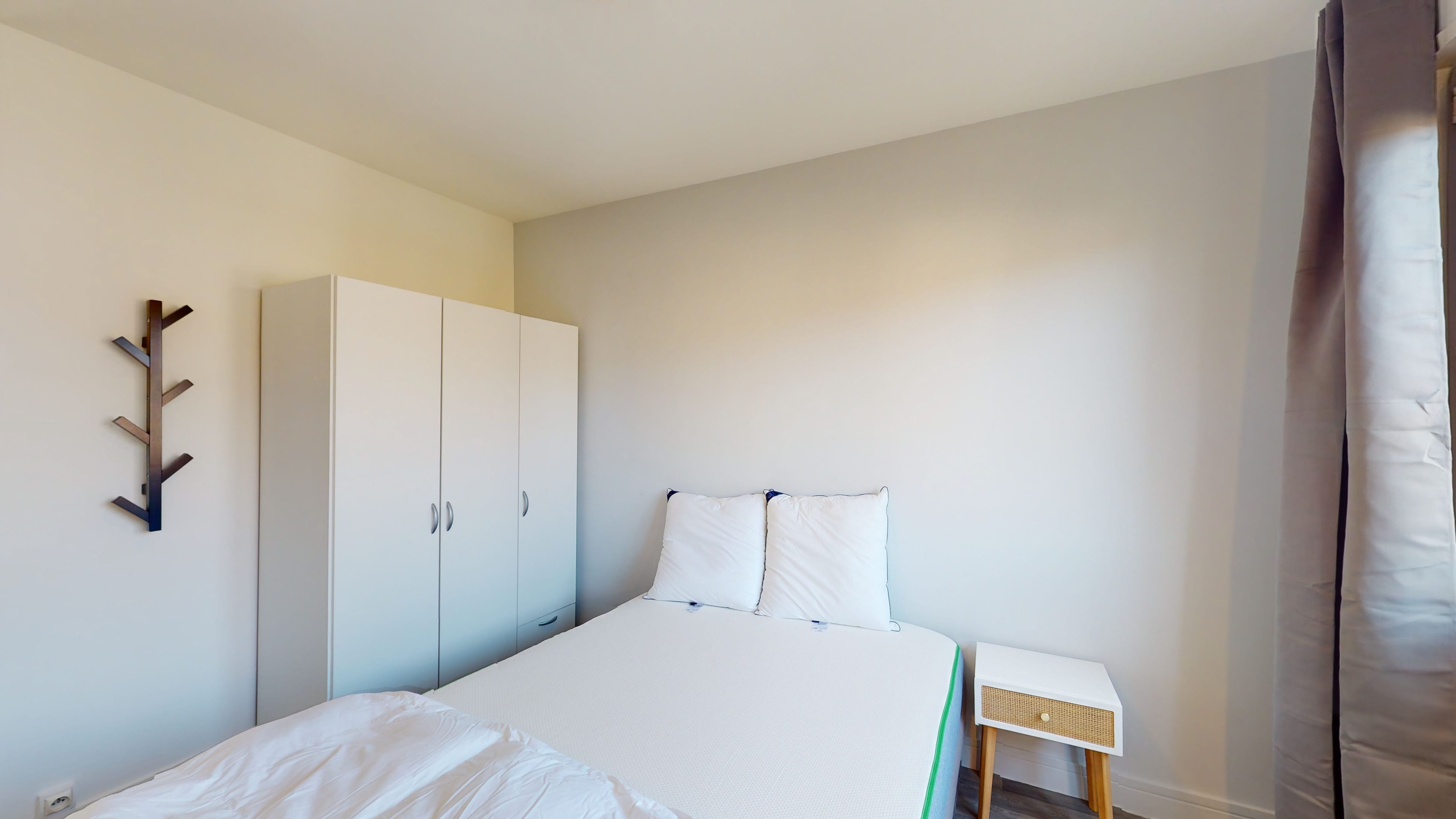  Room 2  -  Lille Allard Dugauquier  - Gallery -  1