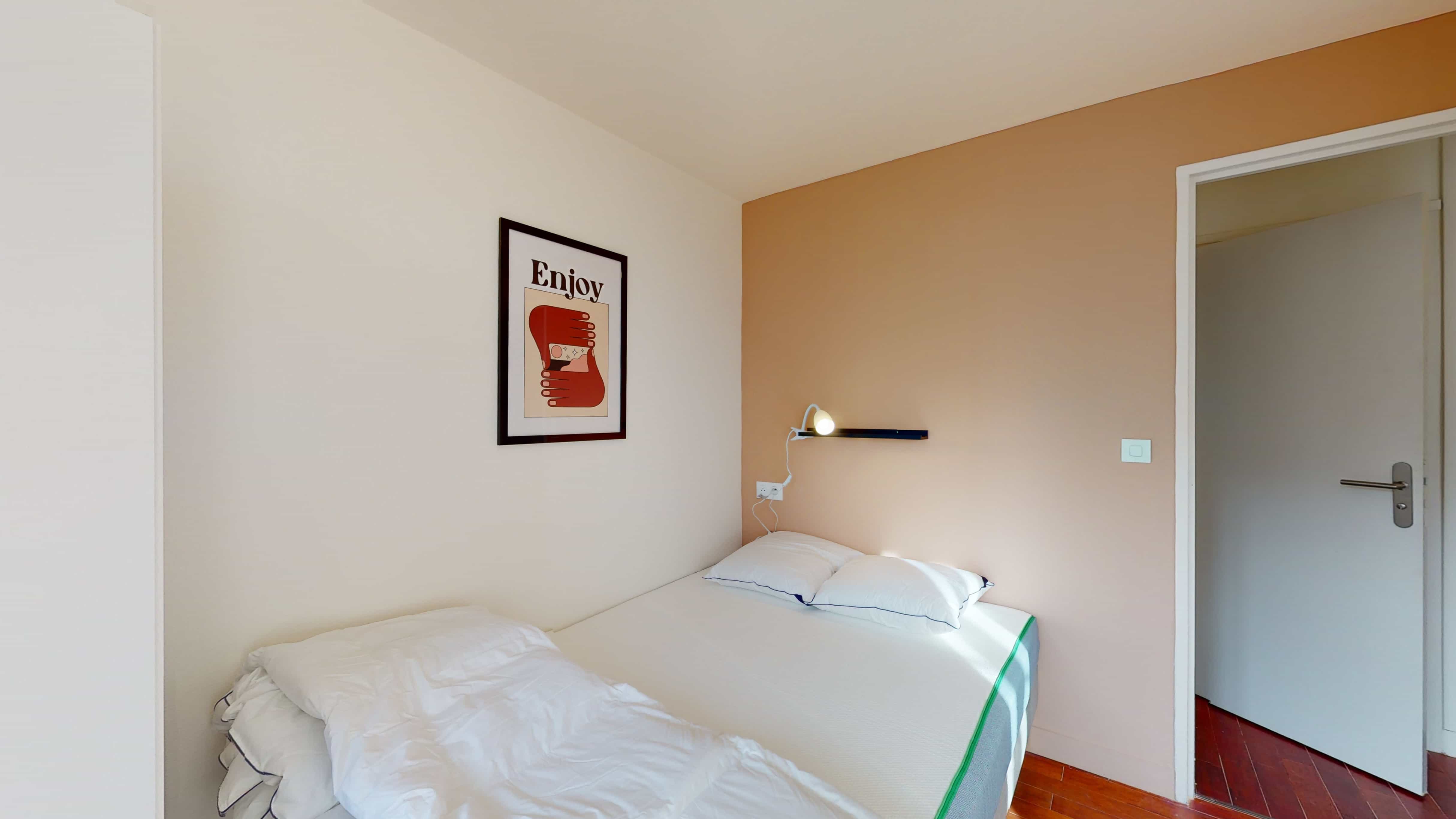  Room 2  -  Lille Hoover 4  - Gallery -  3