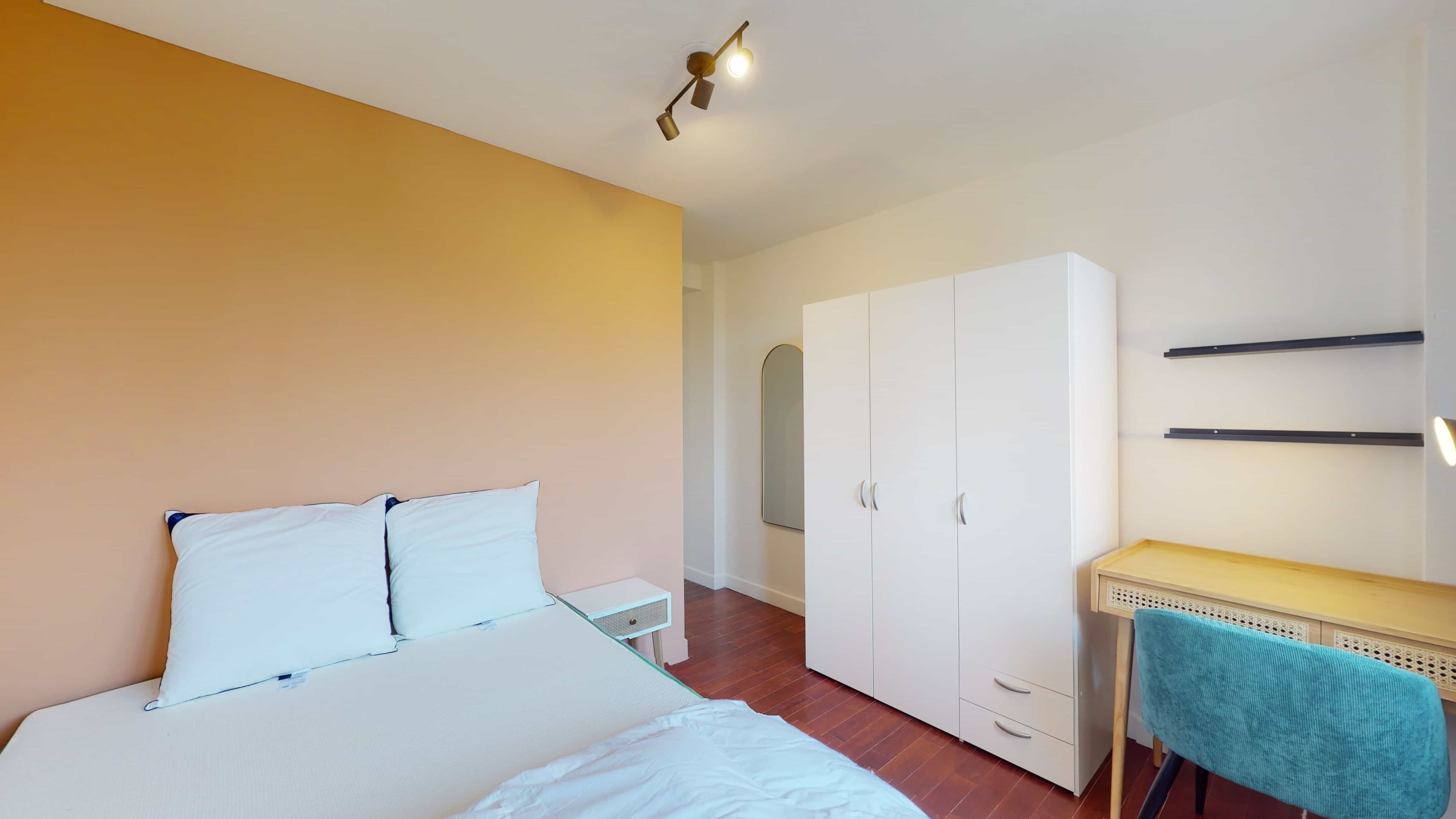  Room 3  -  Lille Hoover 4  - Gallery -  4