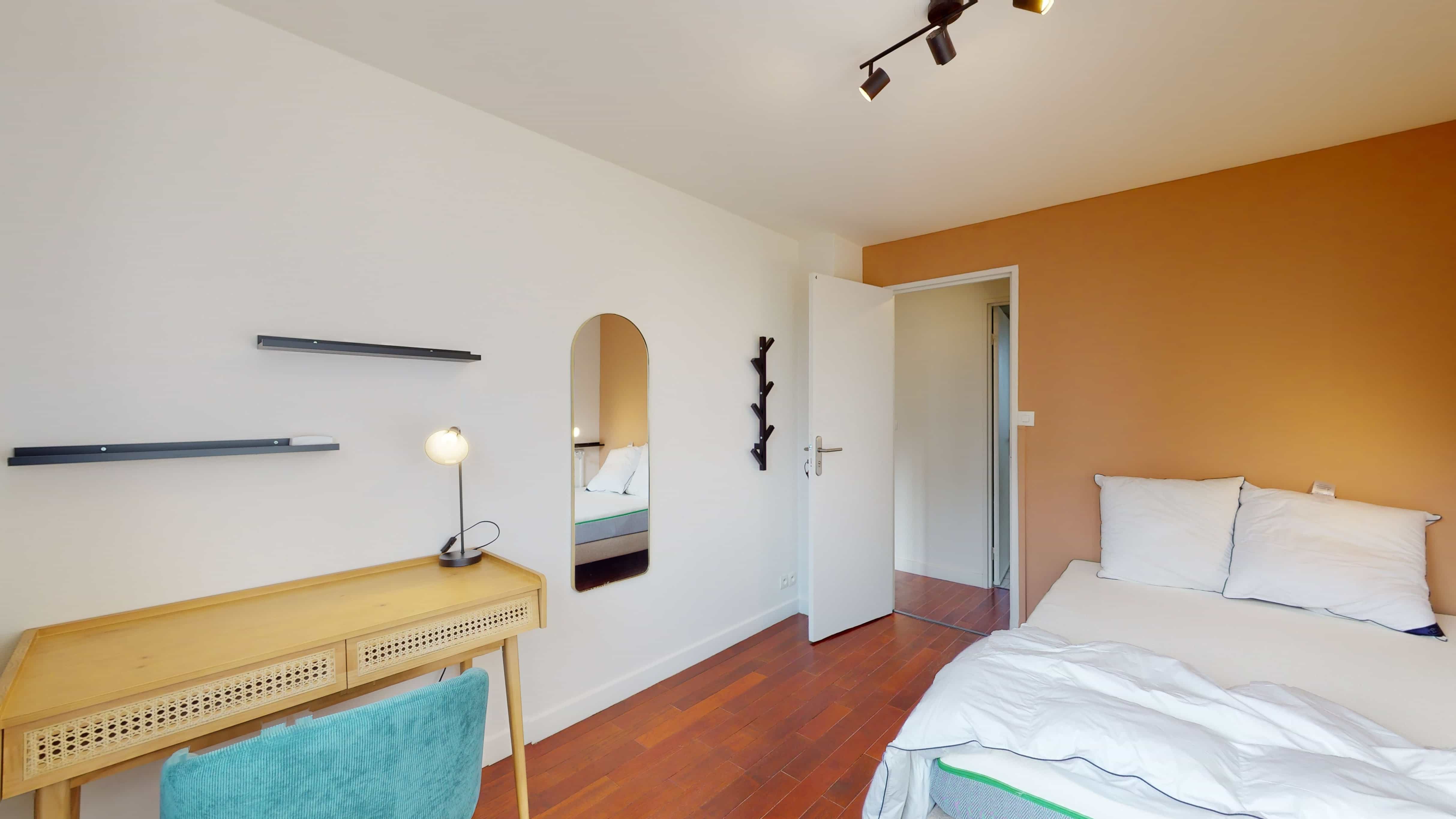  Room 4  -  Lille Hoover 4  - Gallery -  4