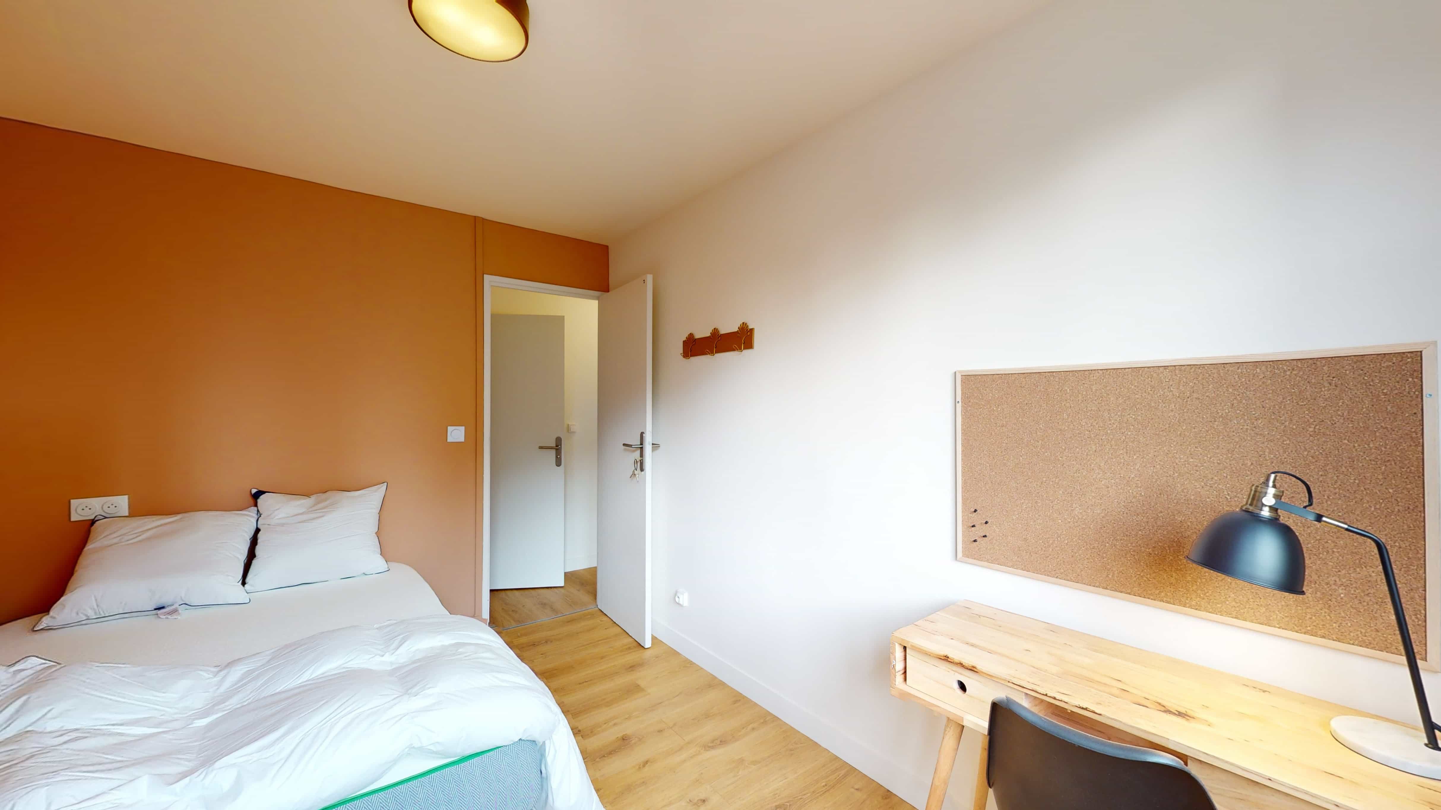  Room 2  -  Lille Hoover 3  - Gallery -  2